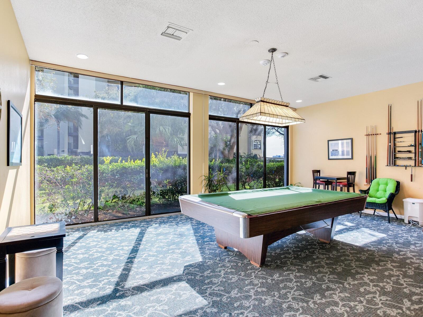 Image 45 of 61 For 660 Island Way 703