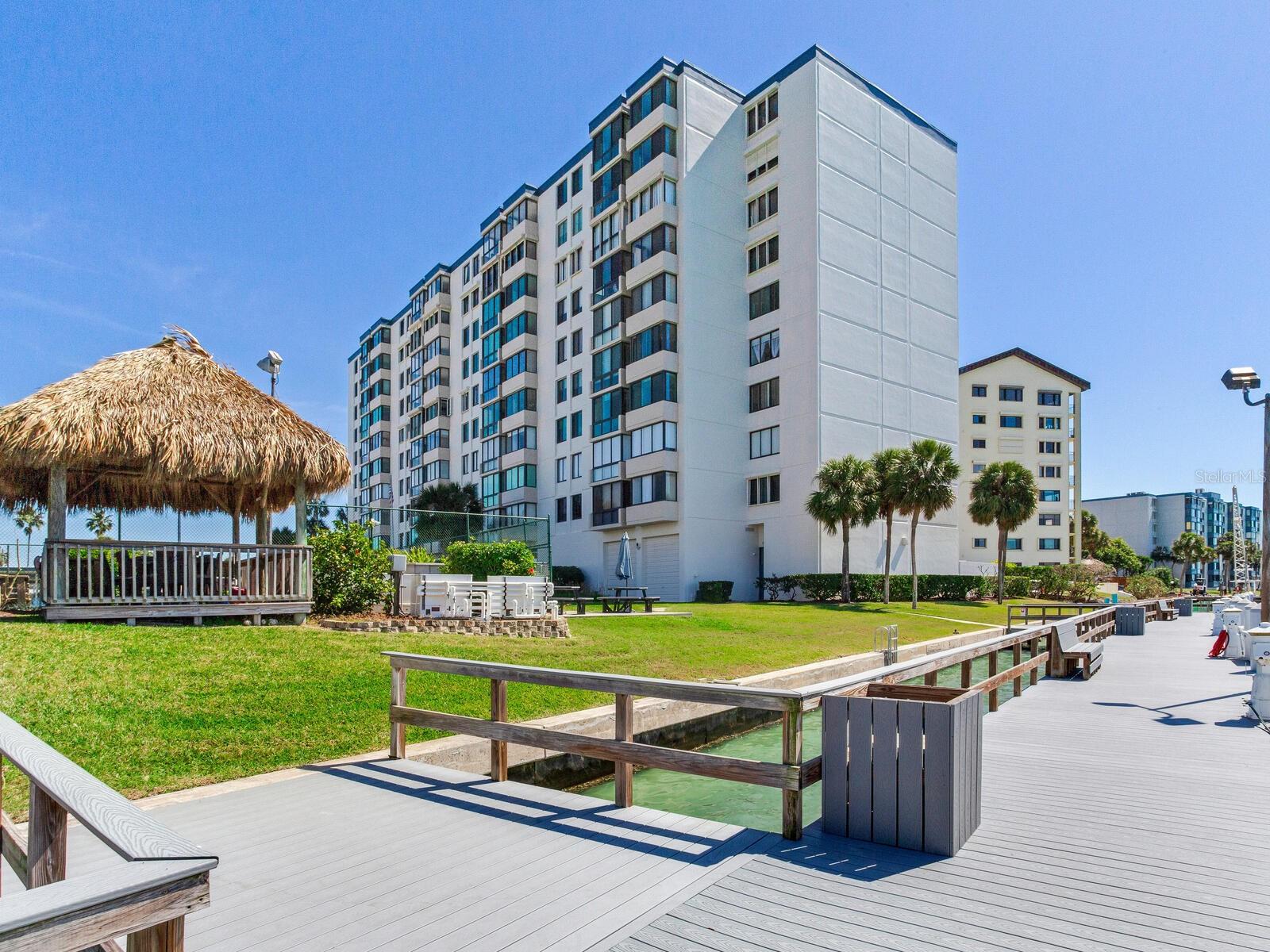 Image 54 of 61 For 660 Island Way 703