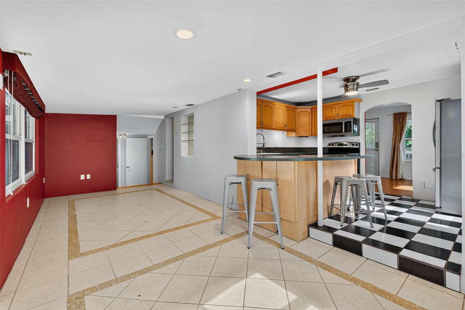 Image 12 of 37 For 1177 Starboard Way