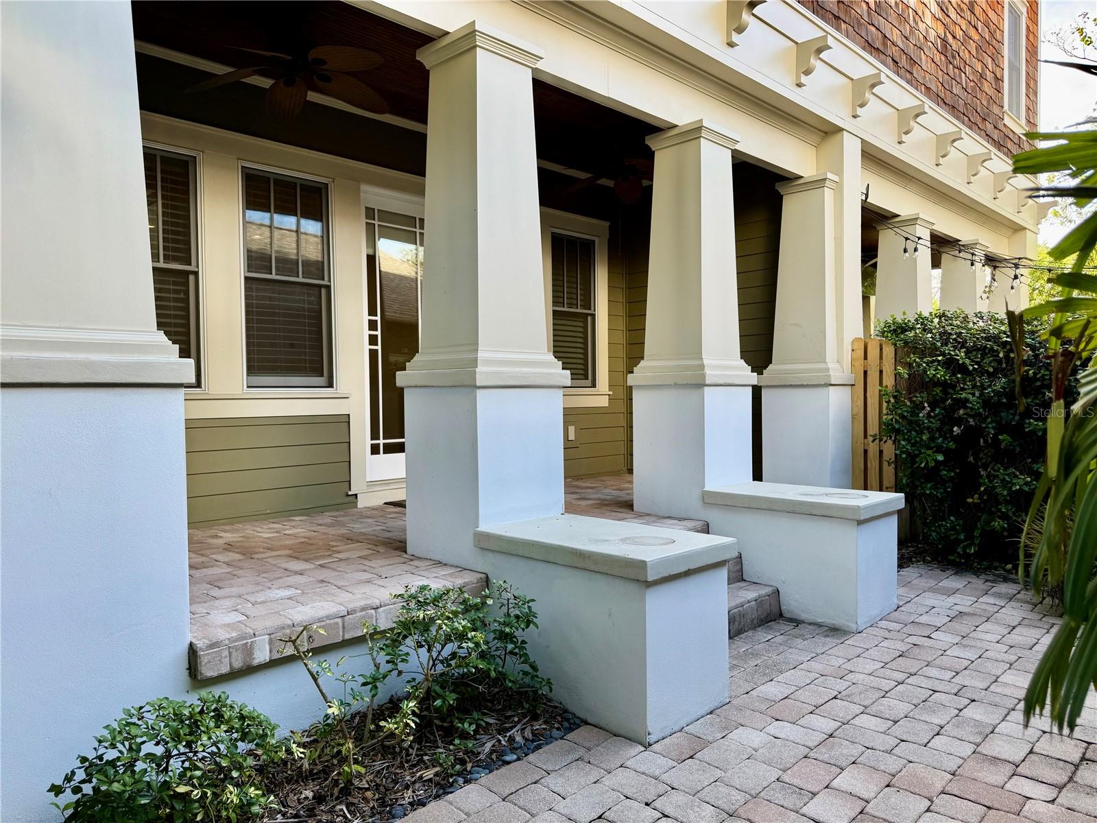 Image 19 of 21 For 609 Dakota Avenue