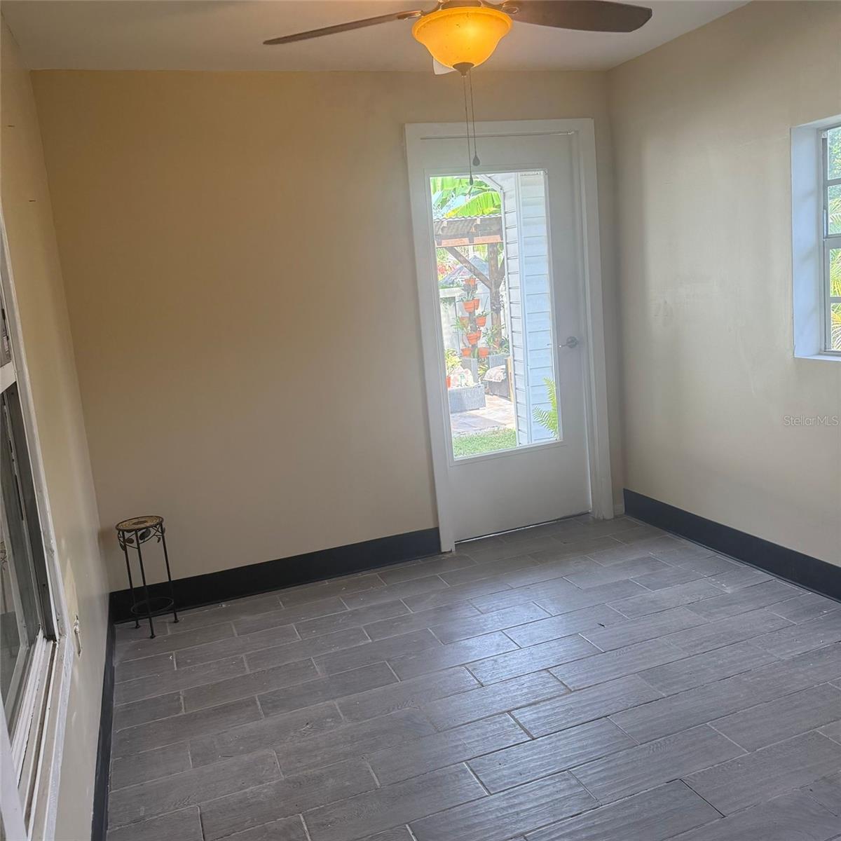 Image 18 of 31 For 10004 Ethel Street