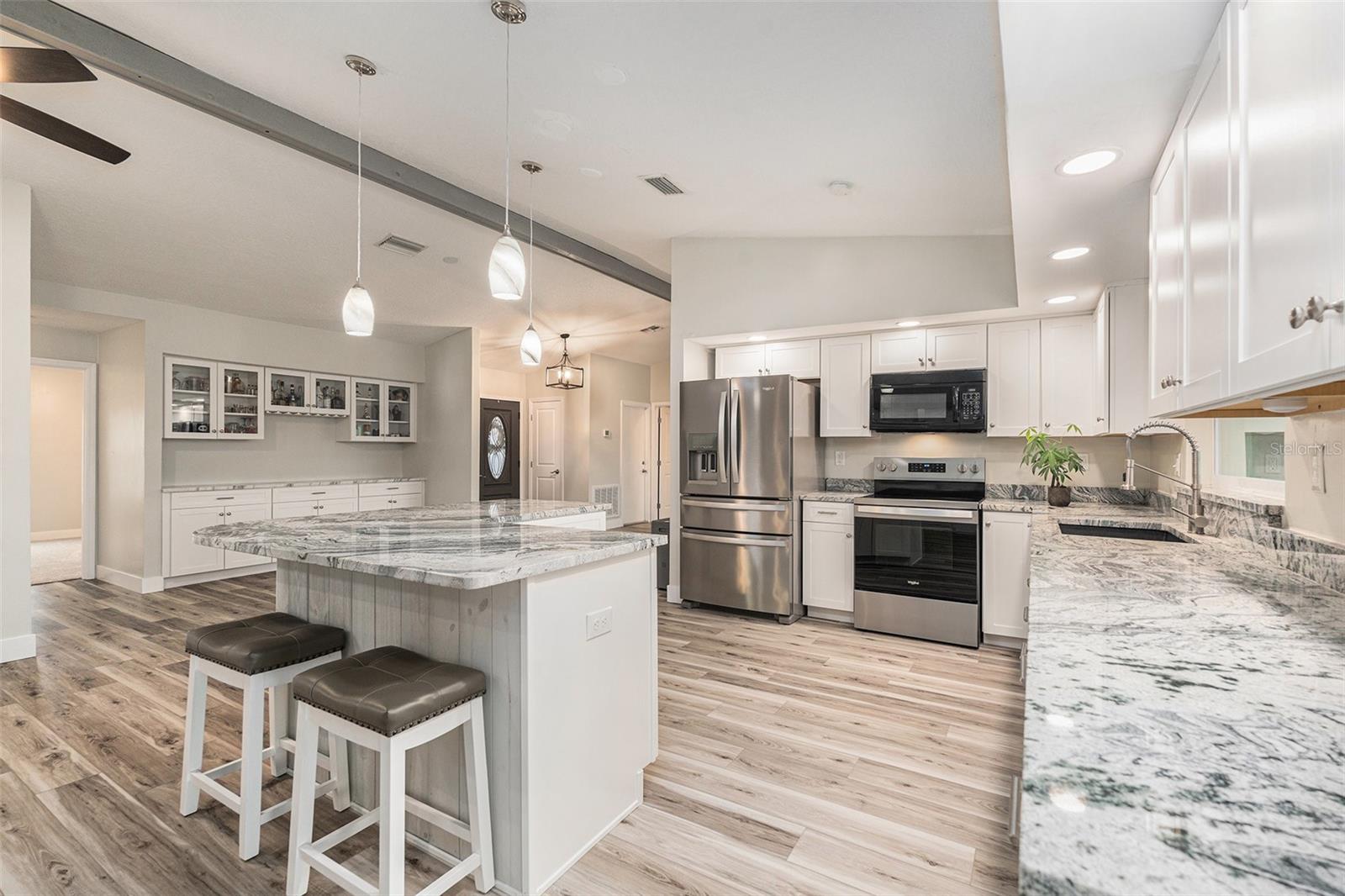 Image 10 of 29 For 7109 Southwind Drive