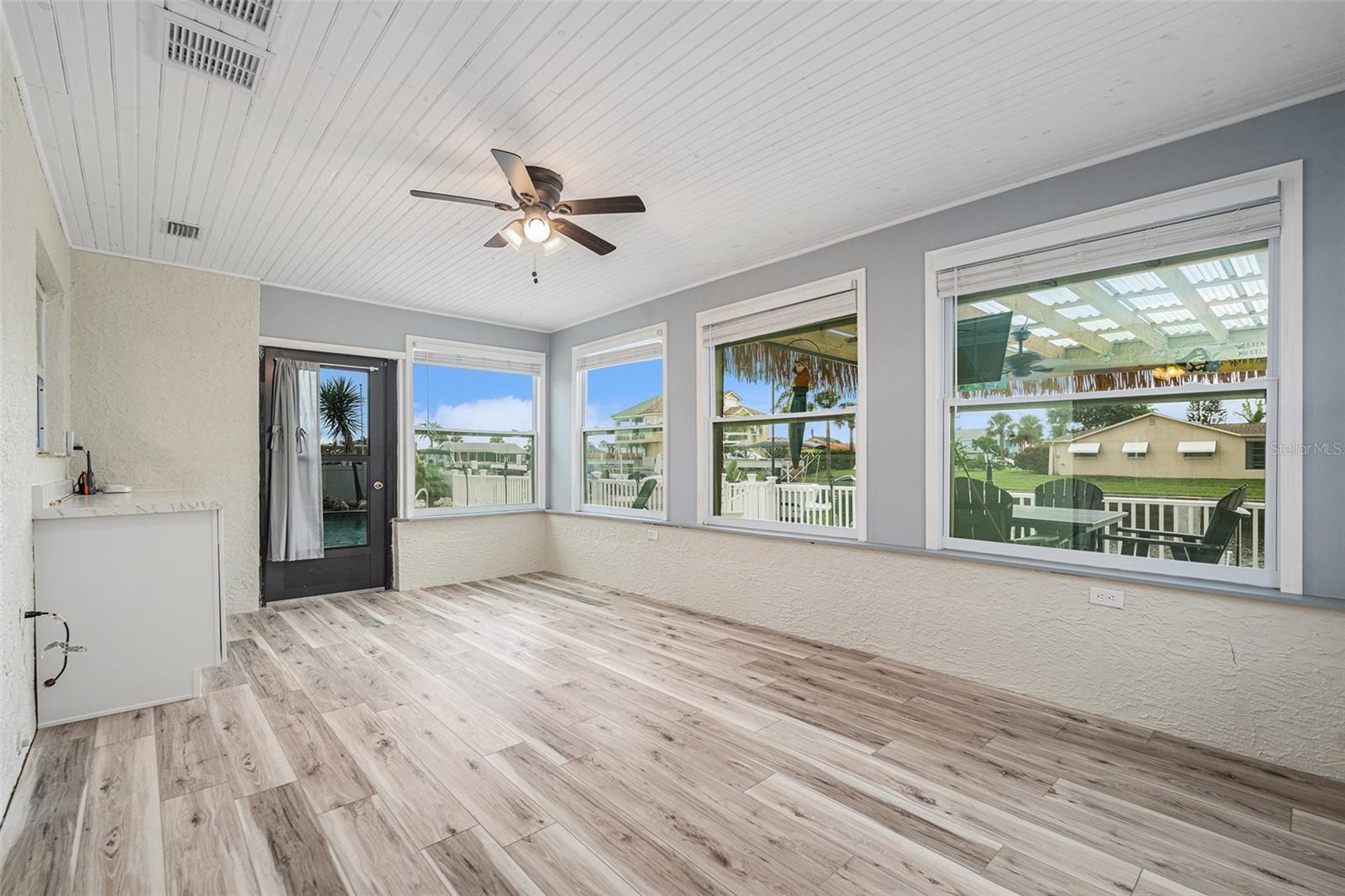 Image 12 of 29 For 7109 Southwind Drive