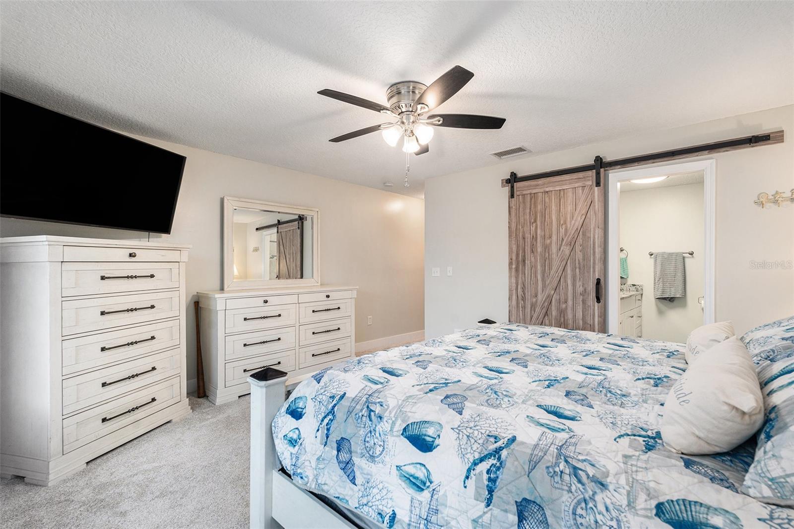 Image 14 of 29 For 7109 Southwind Drive