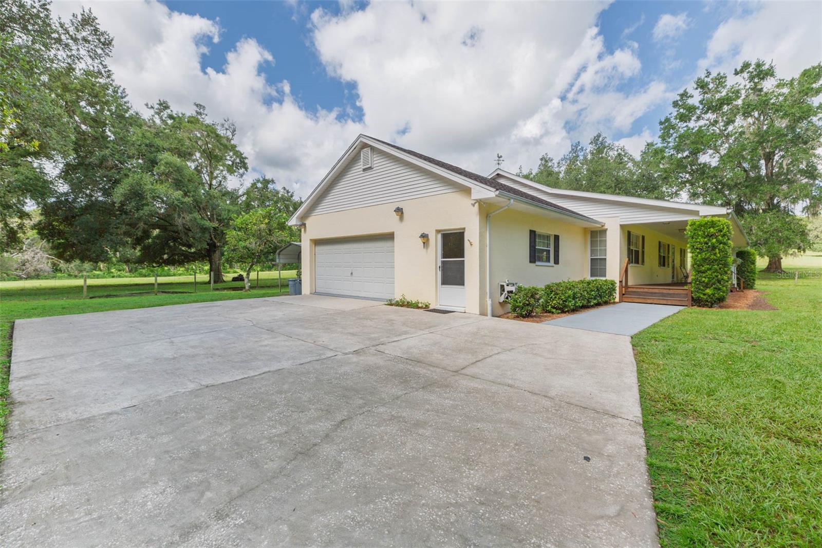 Image 45 of 81 For 17380 Sweetwater Road