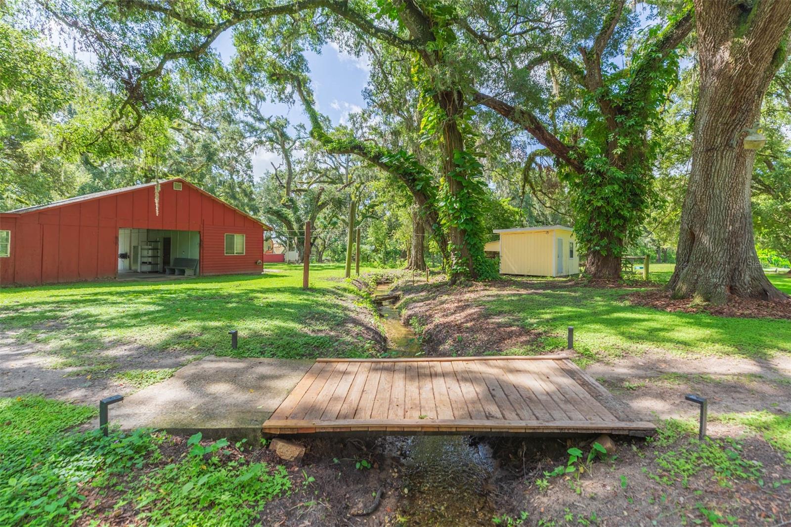 Image 58 of 81 For 17380 Sweetwater Road