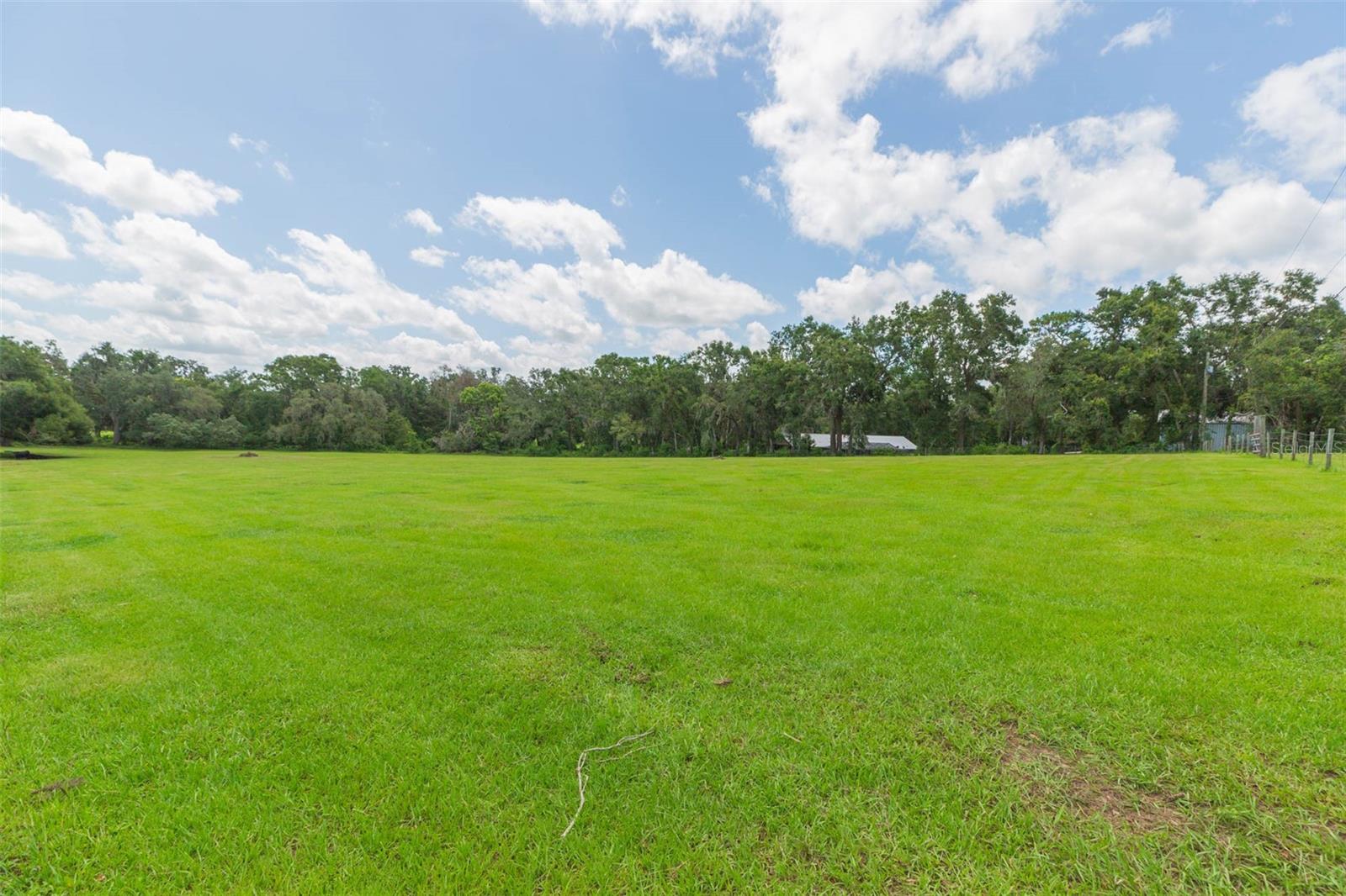 Image 66 of 81 For 17380 Sweetwater Road