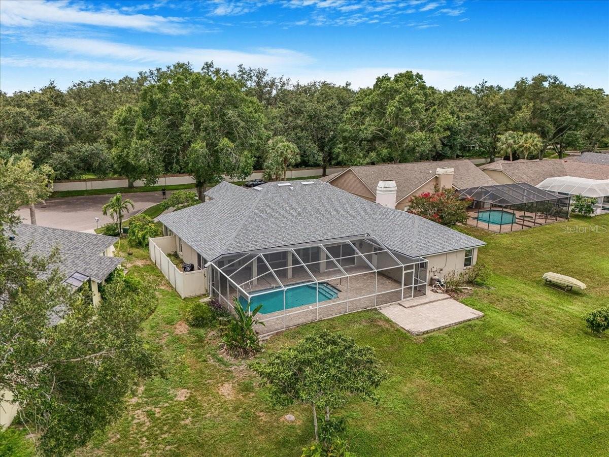 Image 47 of 51 For 816 Sandringham Lane