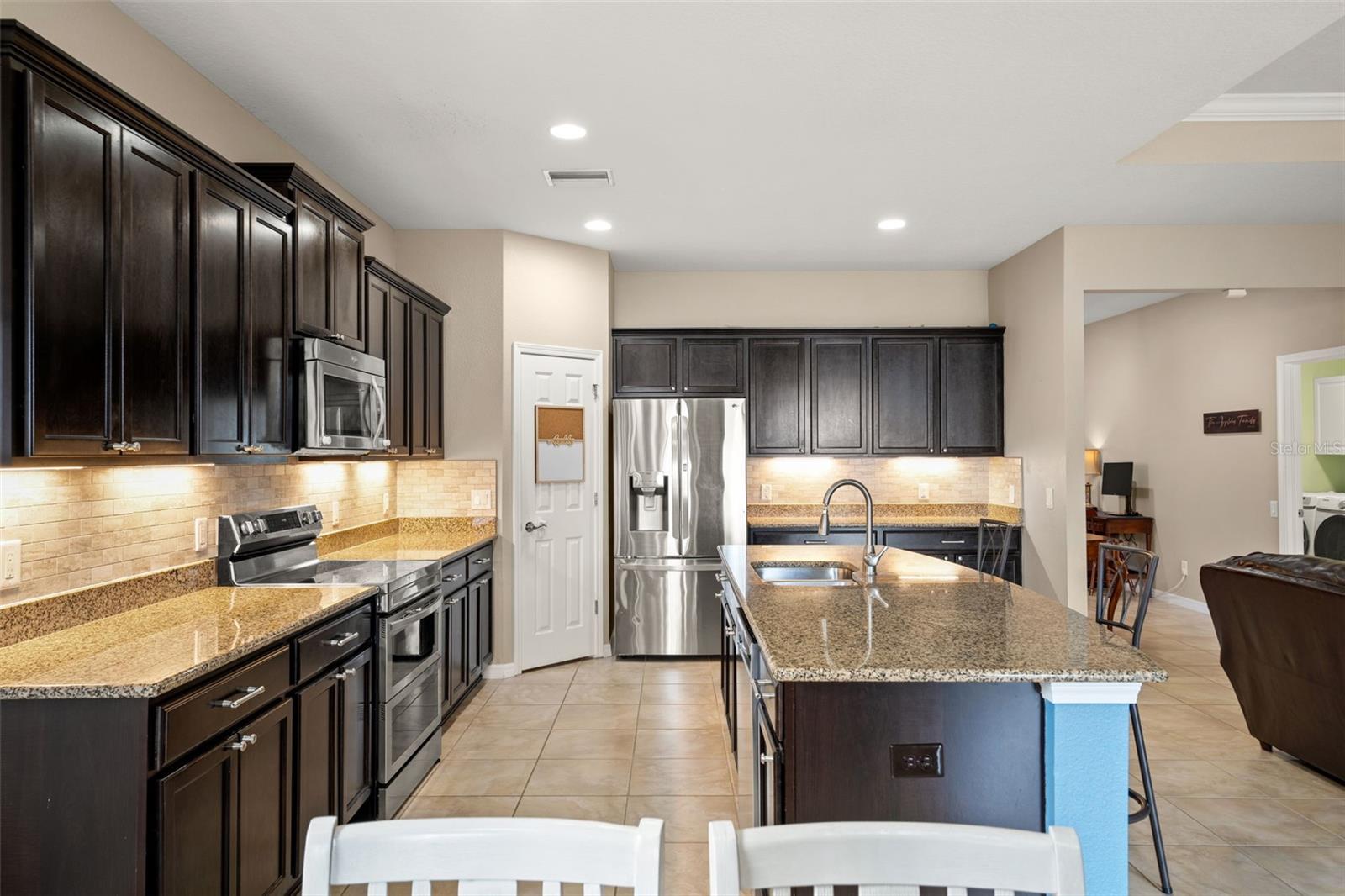 Image 12 of 49 For 2226 Landside Drive