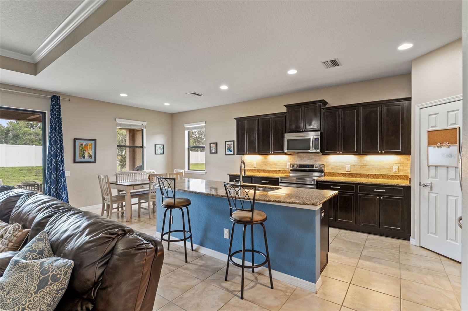 Image 15 of 49 For 2226 Landside Drive