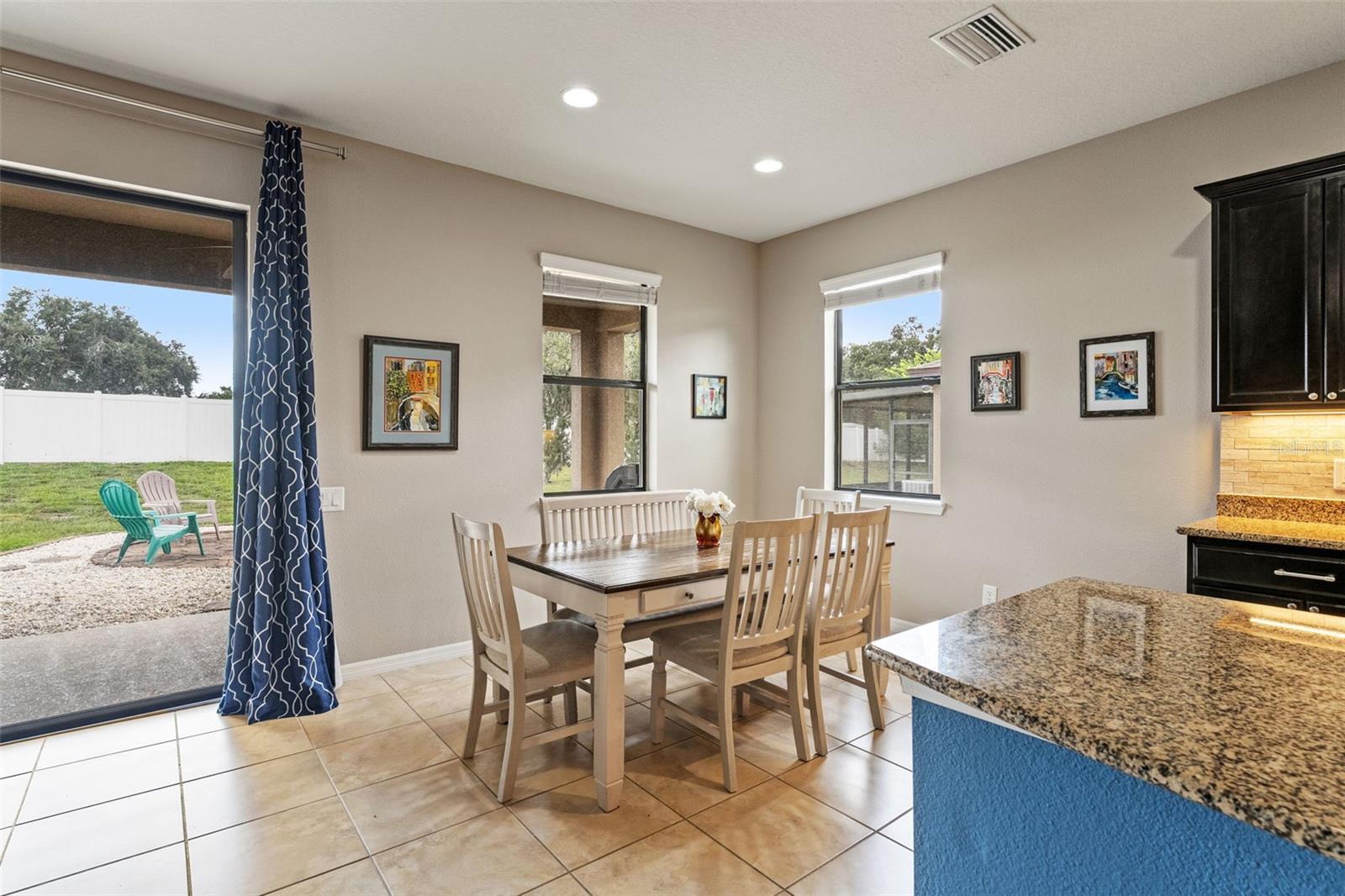 Image 17 of 49 For 2226 Landside Drive