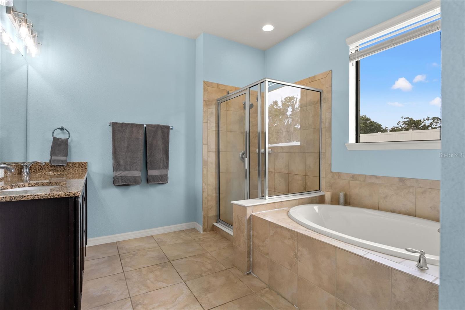 Image 22 of 49 For 2226 Landside Drive