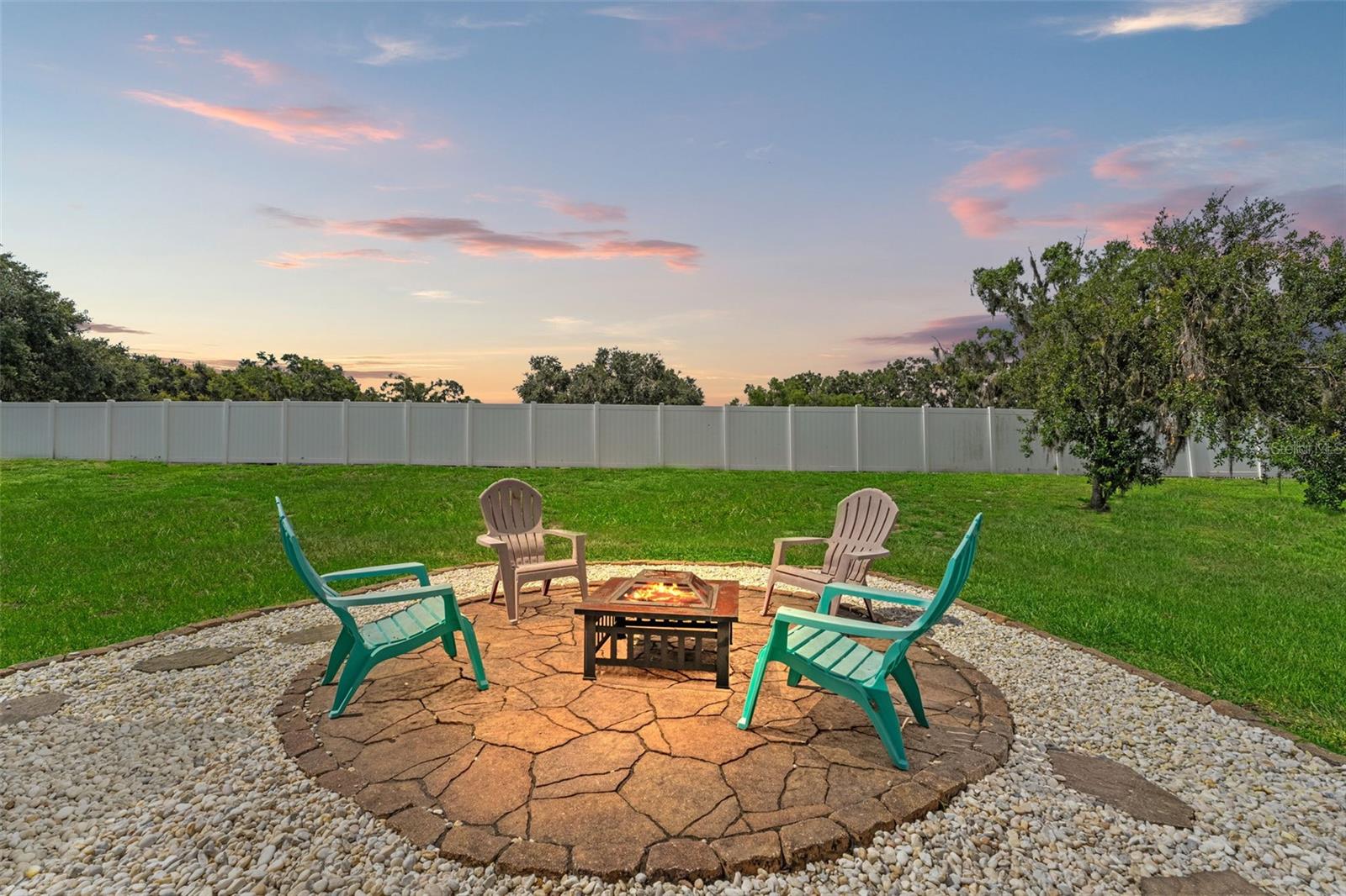 Image 4 of 49 For 2226 Landside Drive