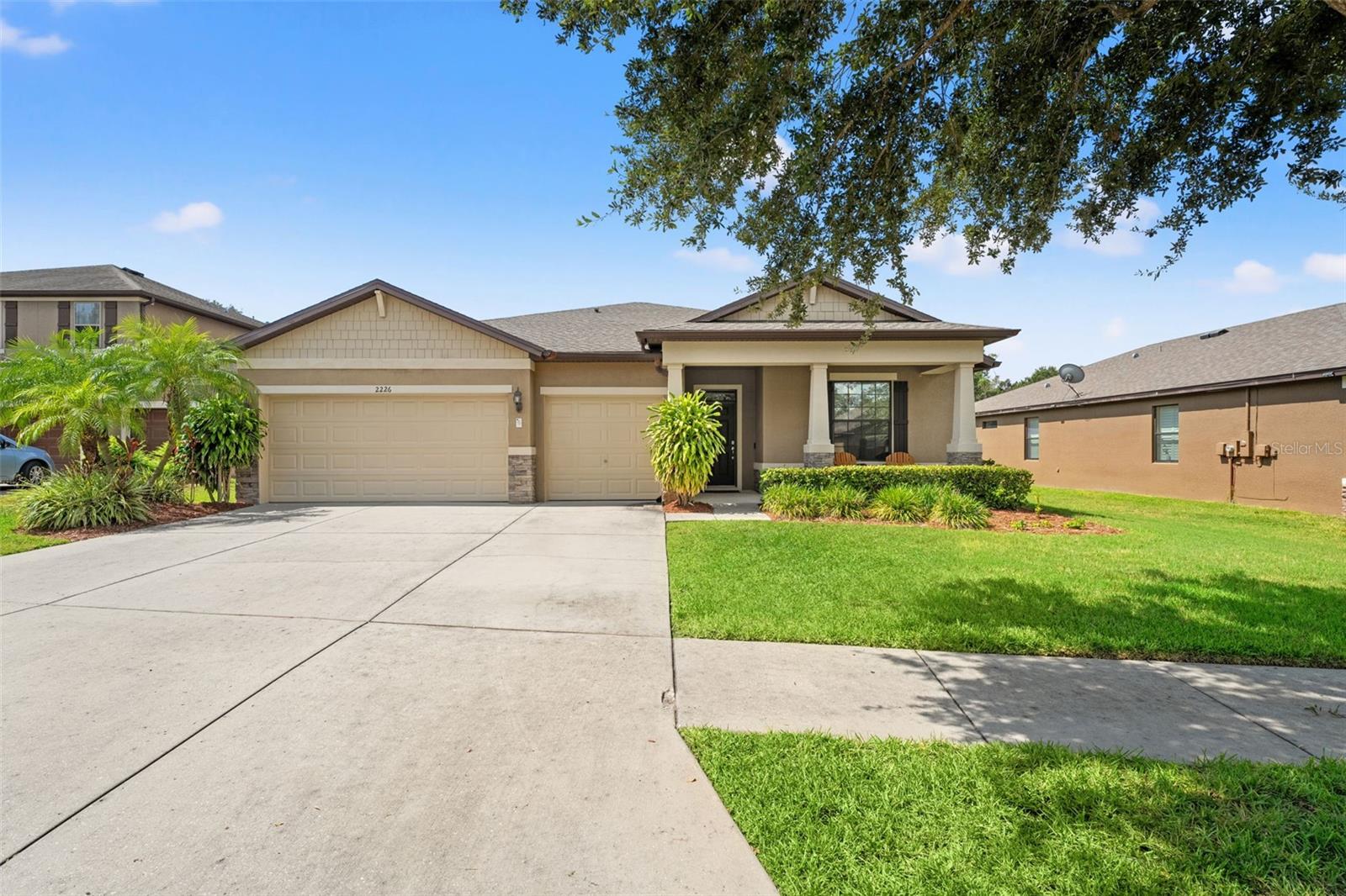 Image 5 of 49 For 2226 Landside Drive