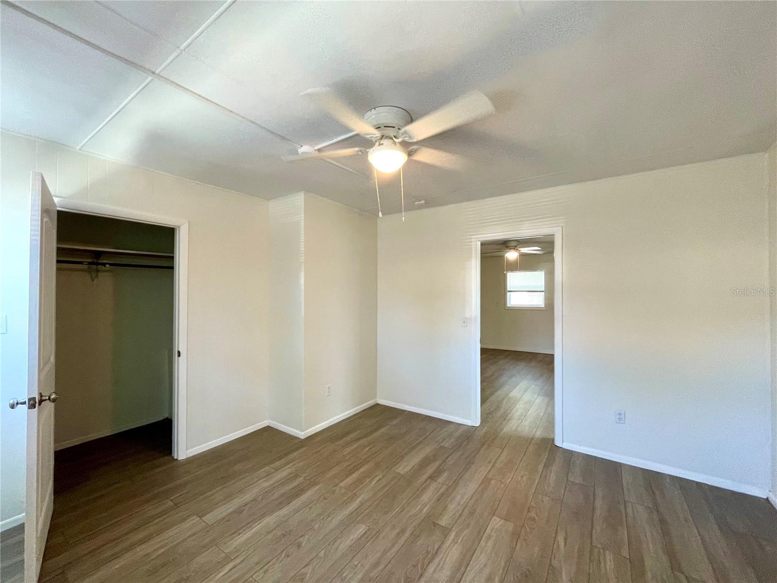 Image 13 of 15 For 401 1st Avenue Ne 411