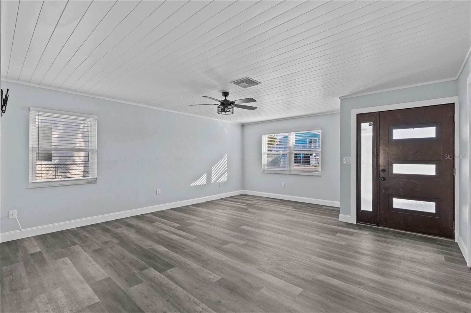 Image 10 of 51 For 13821 Judy Avenue