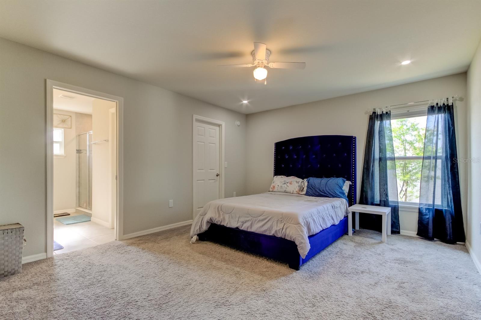 Image 20 of 38 For 6738 Hanworth Lane