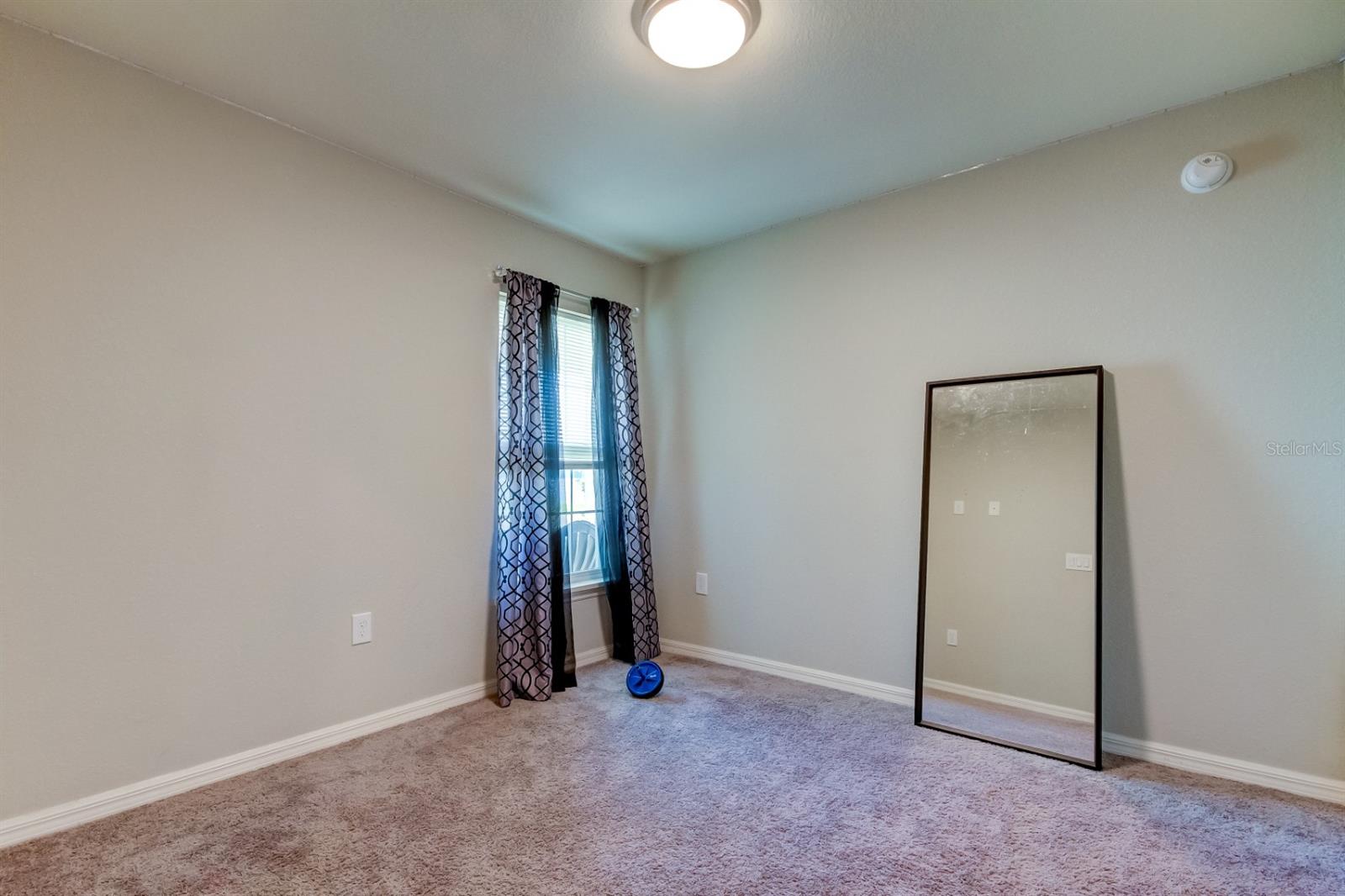 Image 27 of 38 For 6738 Hanworth Lane