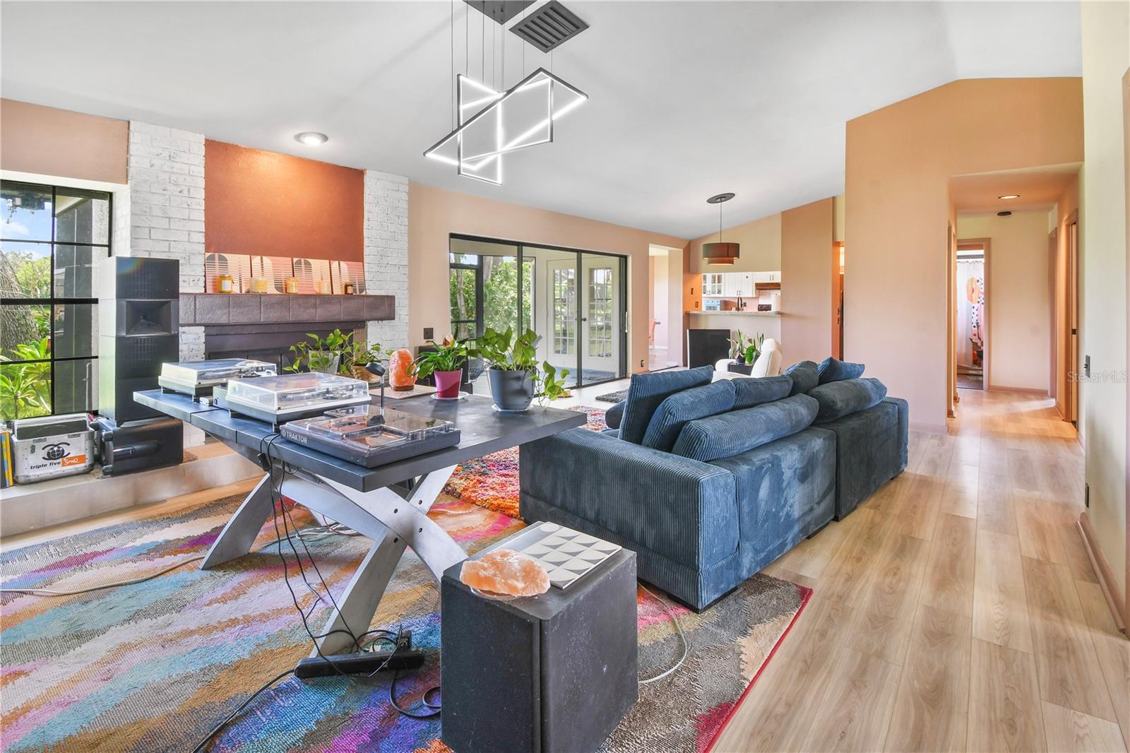 Image 10 of 48 For 2906 Windridge Drive