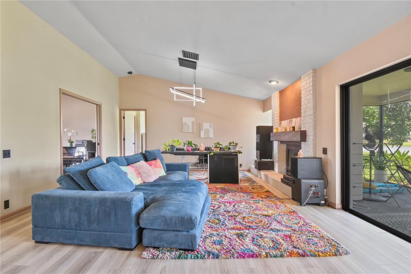 Image 31 of 48 For 2906 Windridge Drive