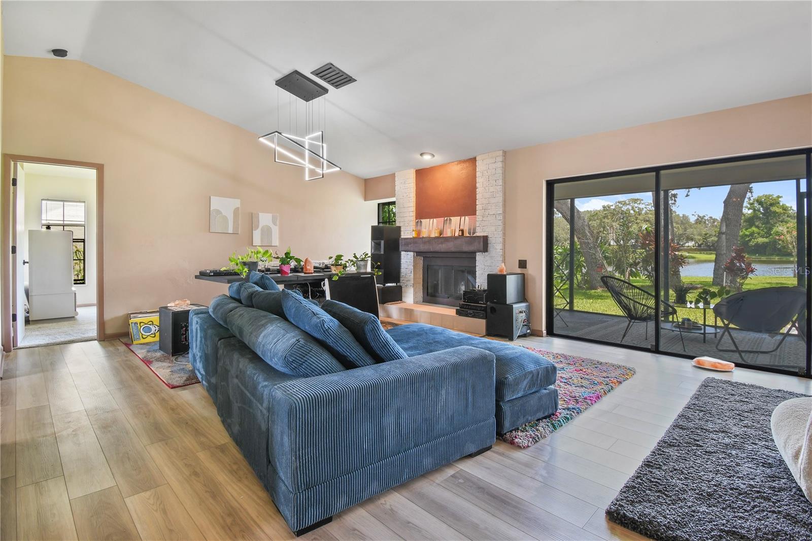 Image 32 of 48 For 2906 Windridge Drive