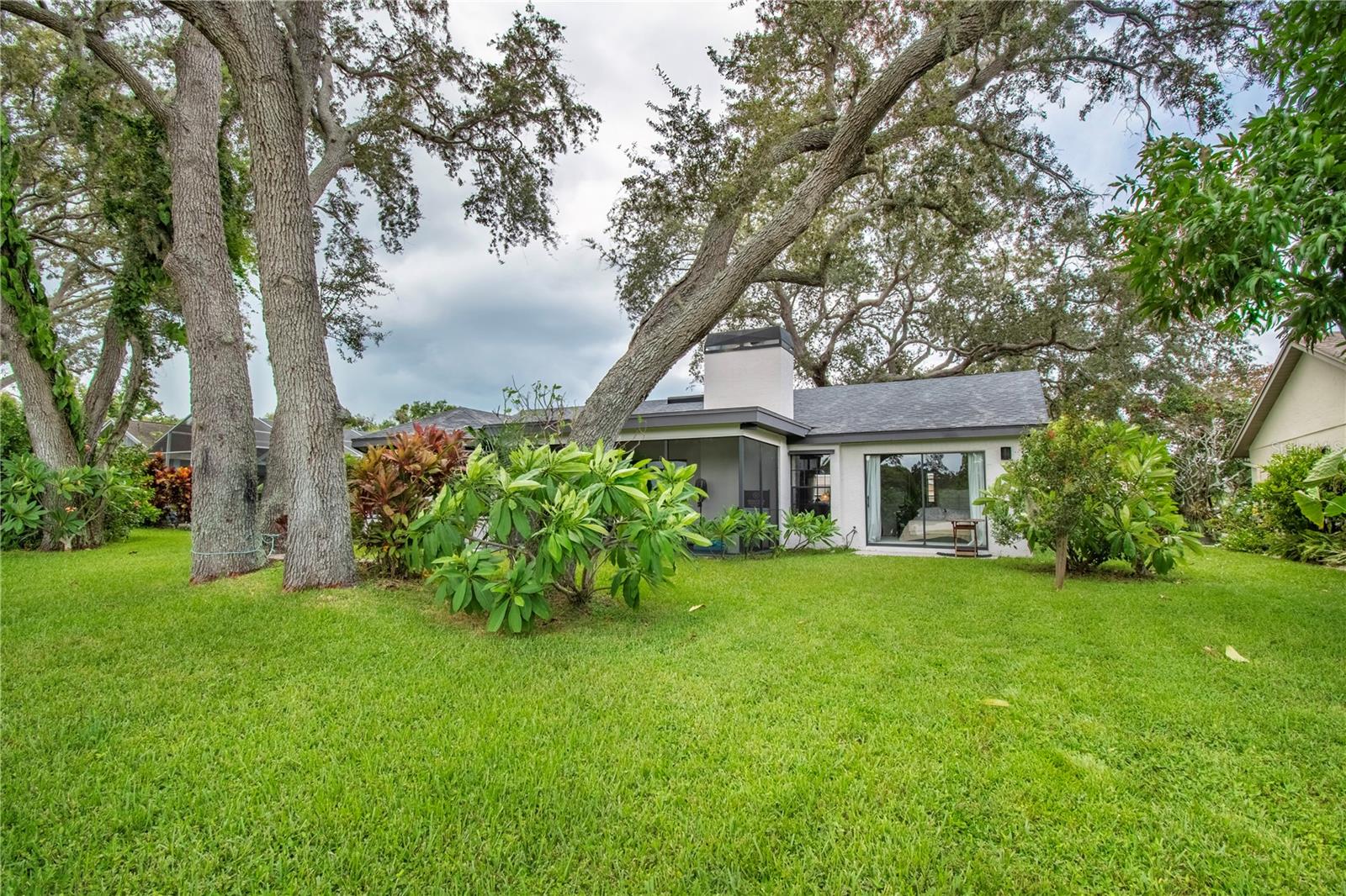 Image 38 of 48 For 2906 Windridge Drive