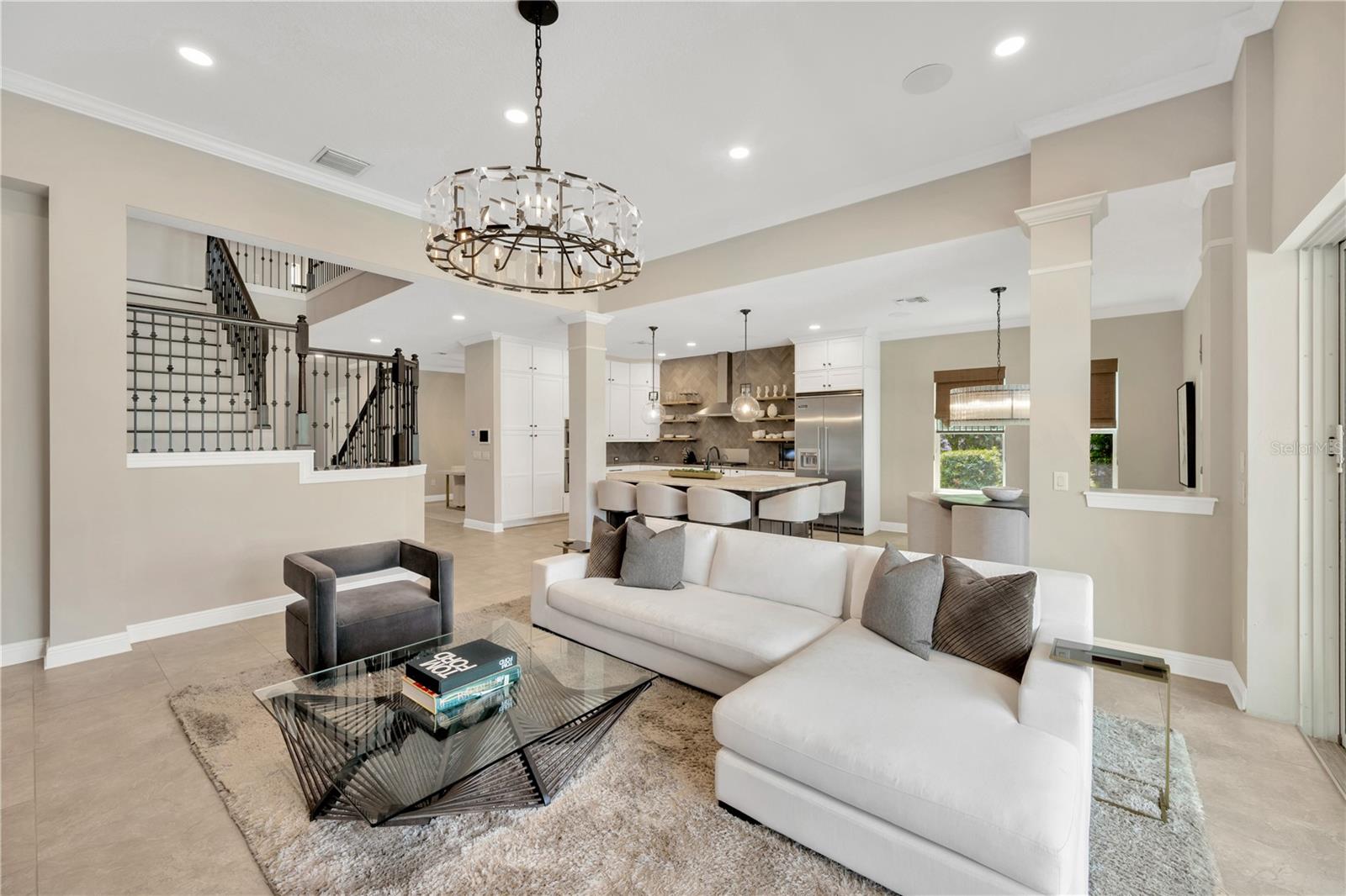 Listing photo id 14 for 9219 Tillinghast Drive