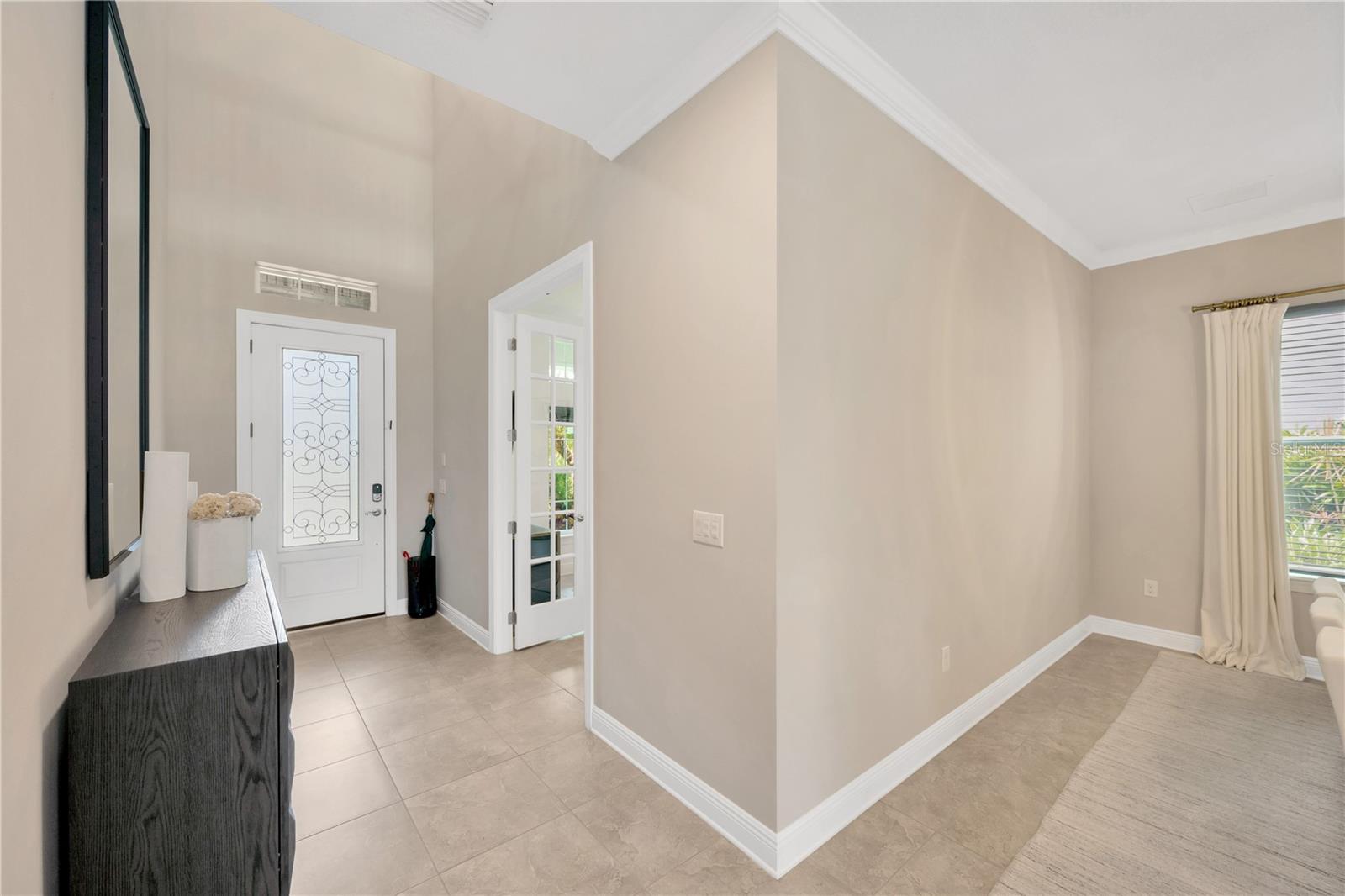 Listing photo id 0 for 9219 Tillinghast Drive