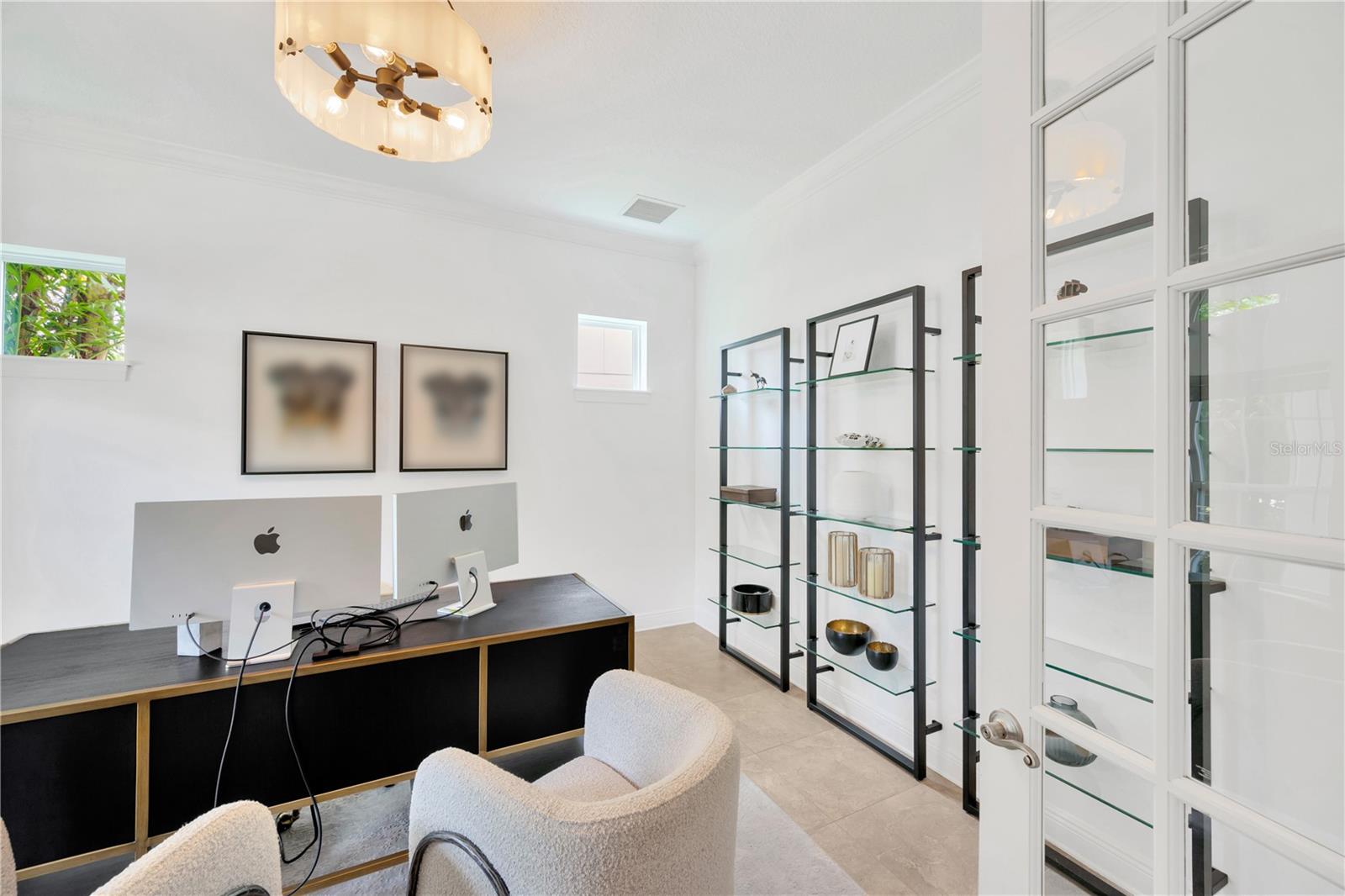 Listing photo id 1 for 9219 Tillinghast Drive