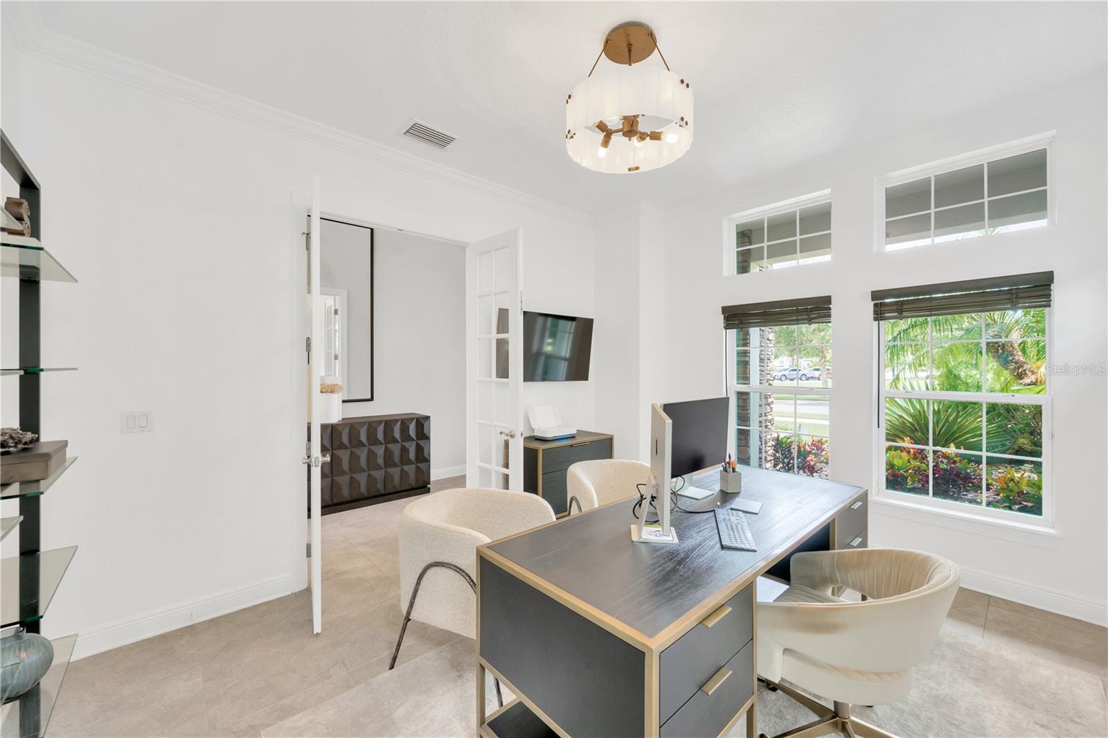Listing photo id 2 for 9219 Tillinghast Drive