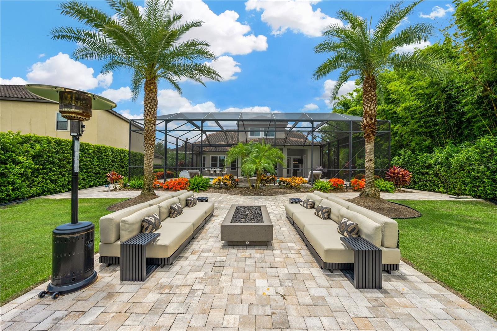 Listing photo id 42 for 9219 Tillinghast Drive