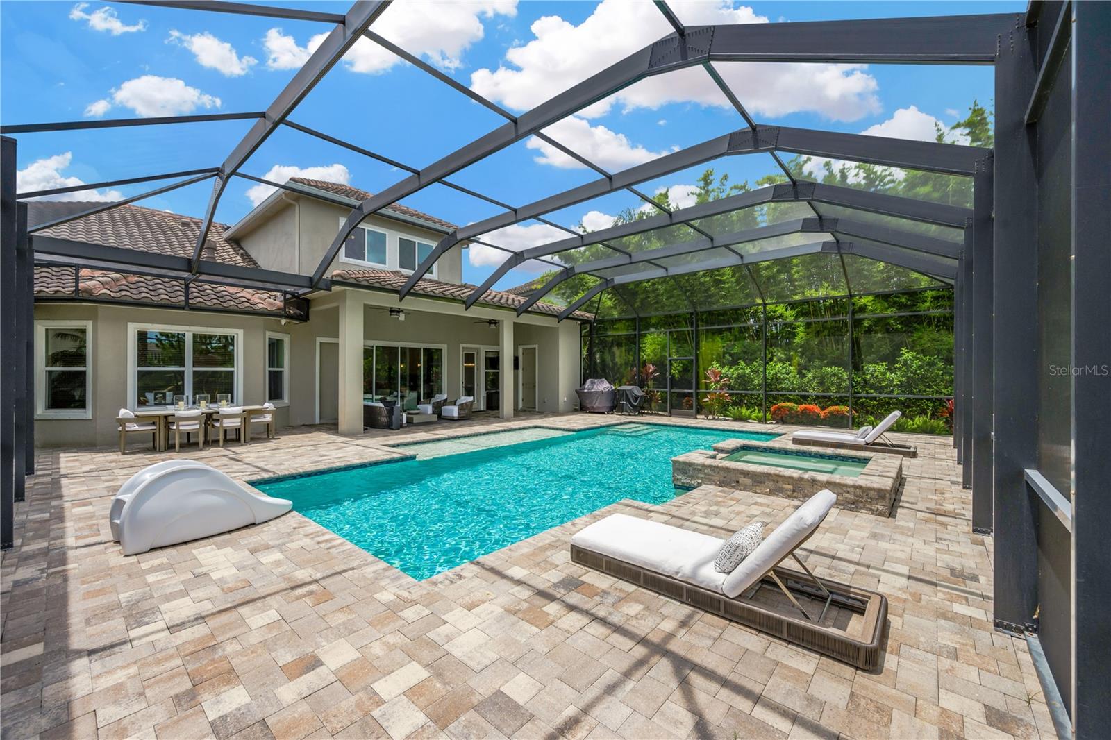 Listing photo id 45 for 9219 Tillinghast Drive