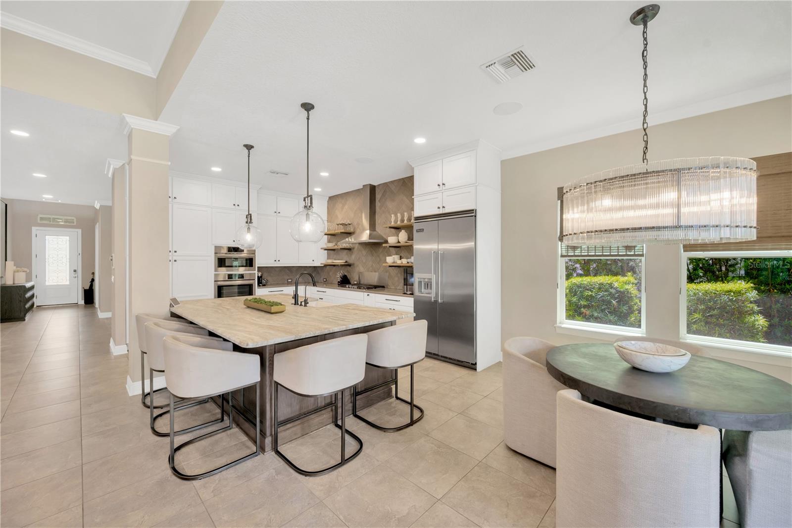 Listing photo id 5 for 9219 Tillinghast Drive