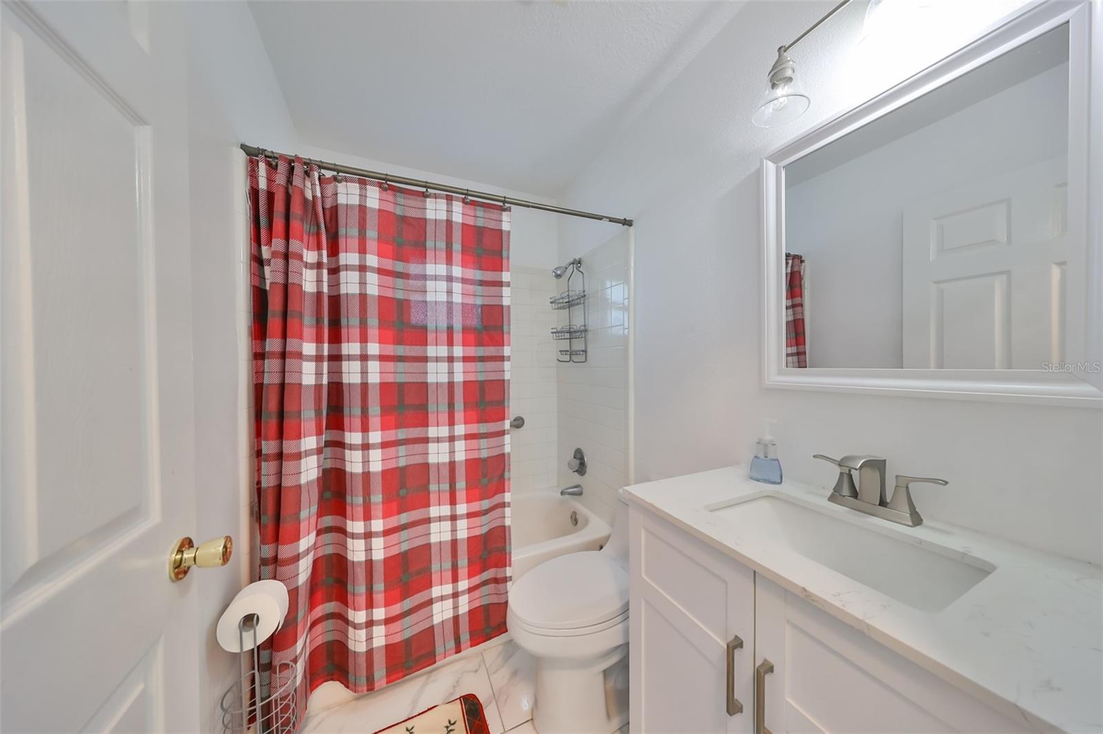 Image 16 of 21 For 703 Rutgers Place