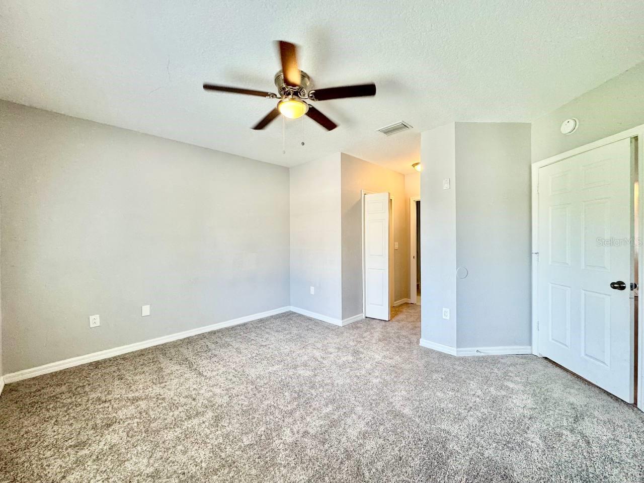 Image 18 of 24 For 6436 Cypressdale Drive 201