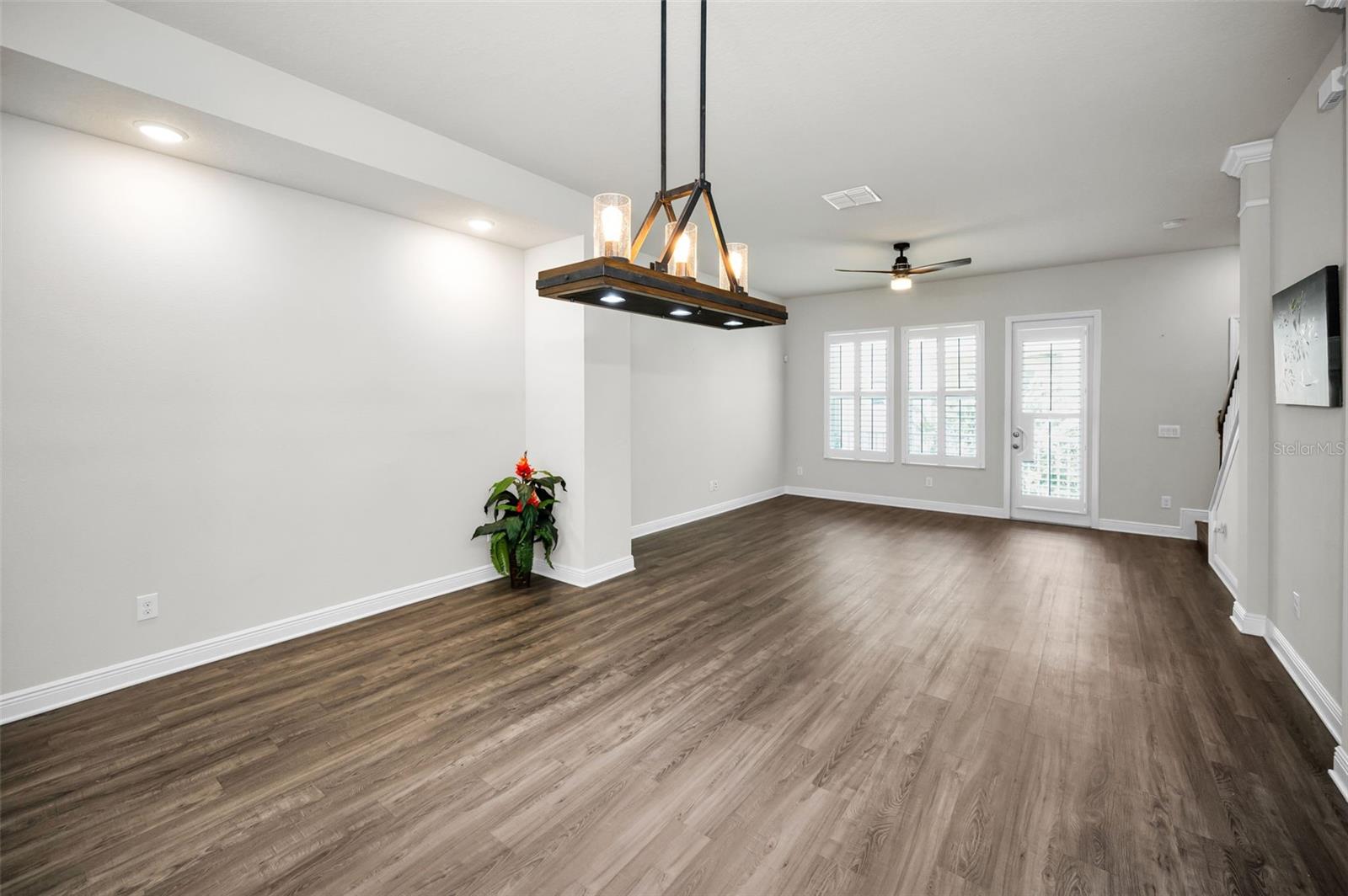 Image 12 of 77 For 9589 Cavendish Drive