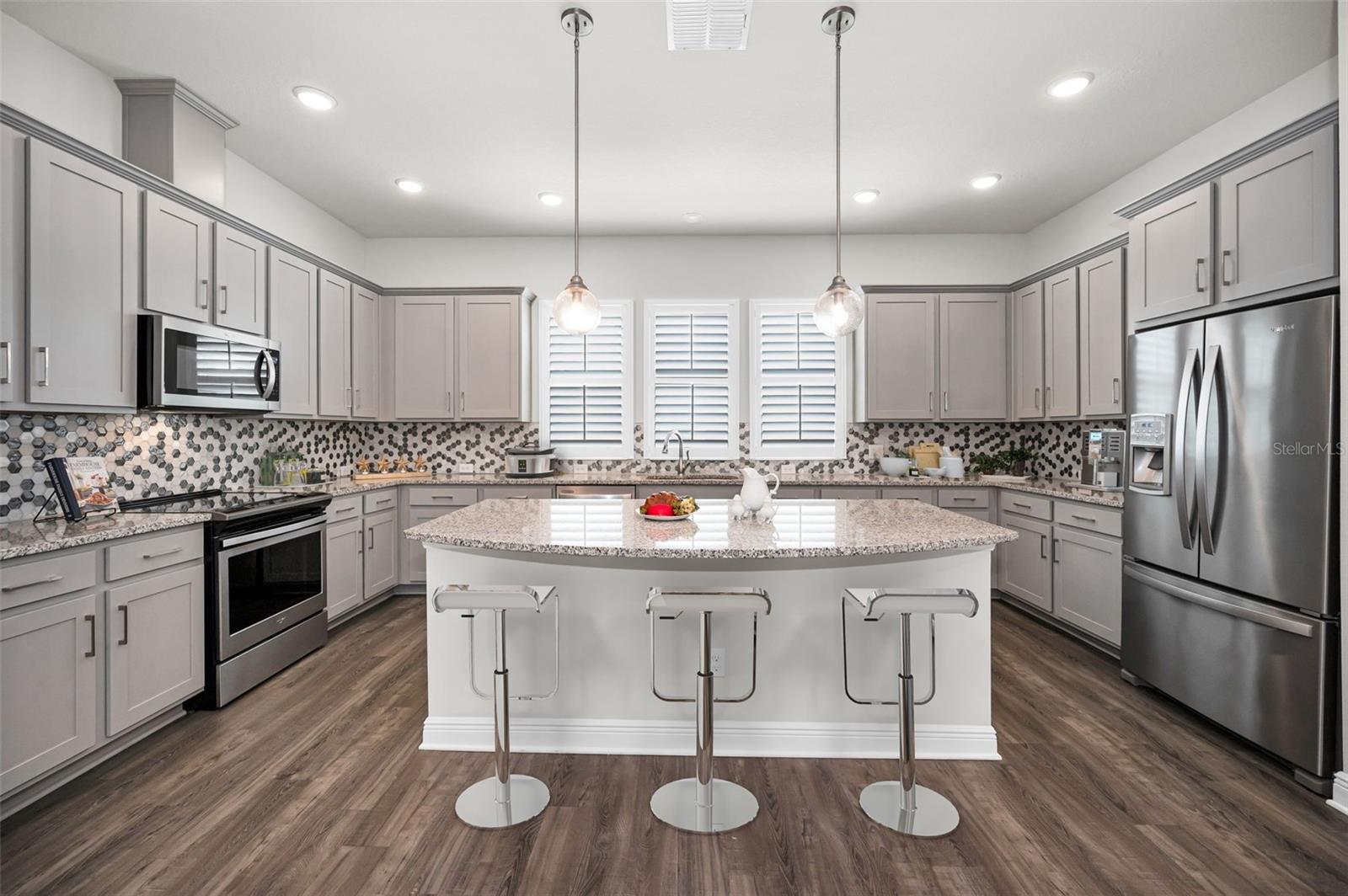Image 13 of 77 For 9589 Cavendish Drive