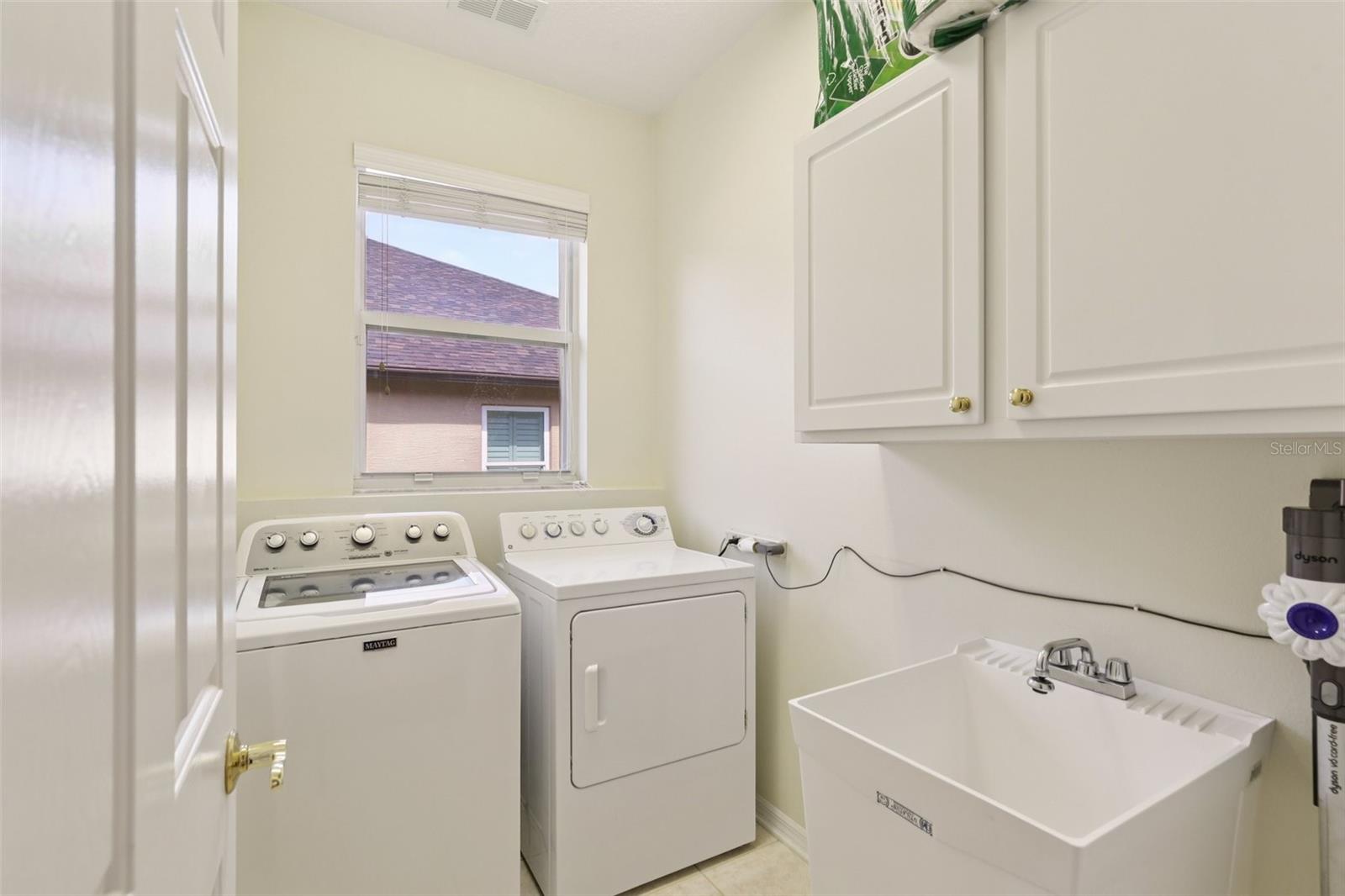 Image 12 of 31 For 7639 Teral Court