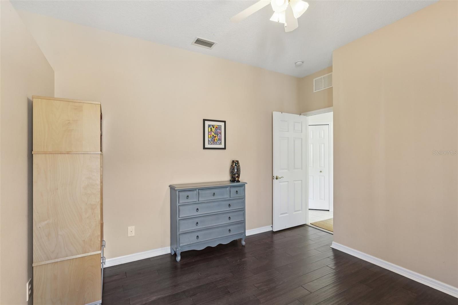 Image 14 of 31 For 7639 Teral Court