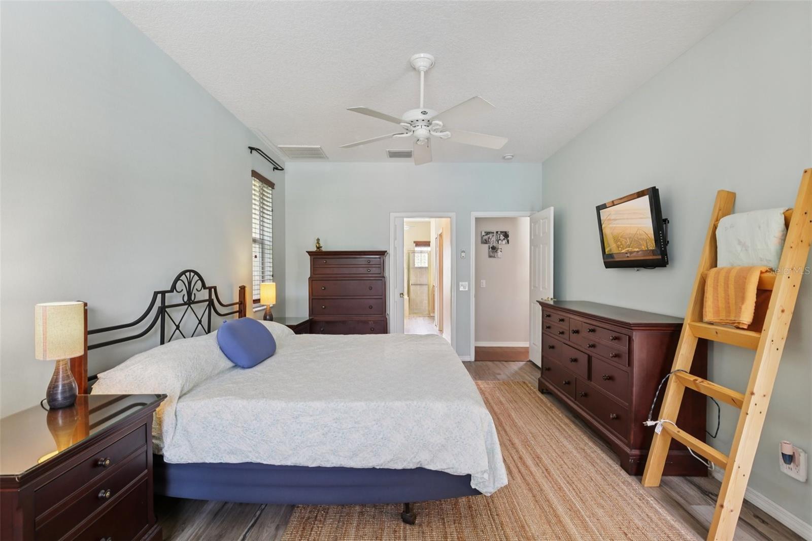 Image 16 of 31 For 7639 Teral Court