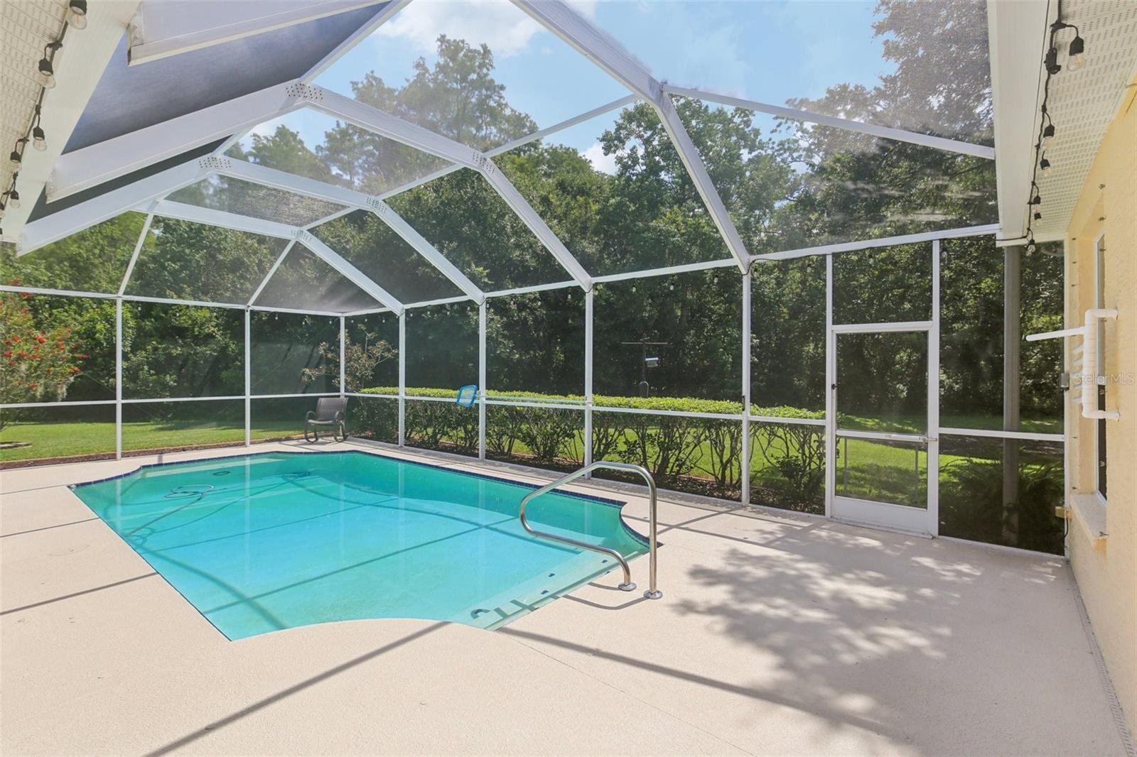 Image 23 of 31 For 7639 Teral Court