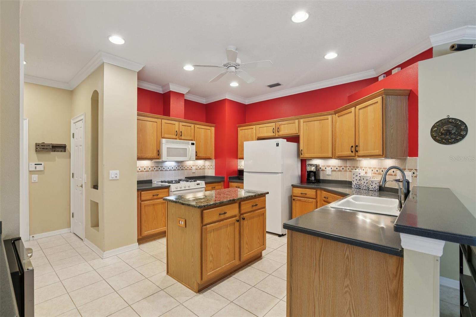 Image 7 of 31 For 7639 Teral Court