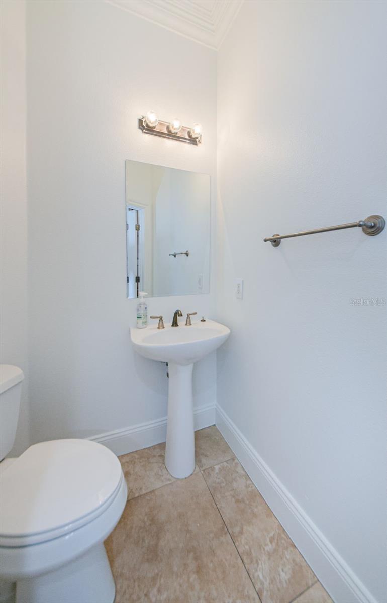 Image 13 of 38 For 3810 Villas Del Sol Court