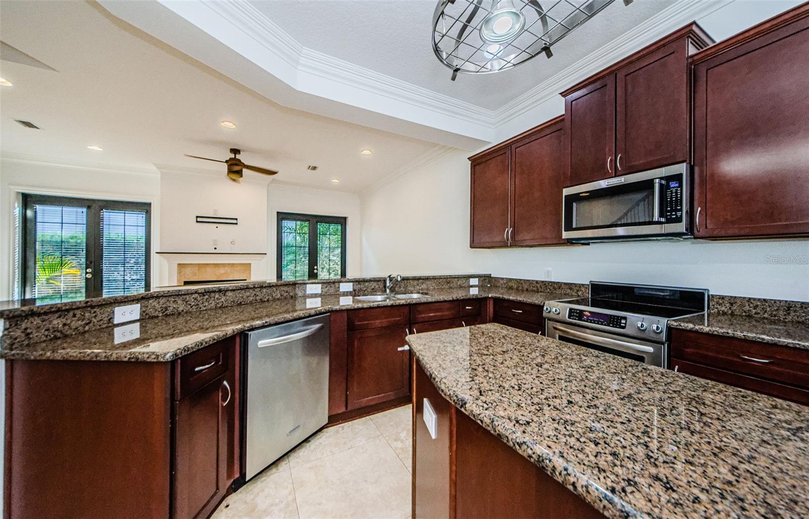 Image 14 of 38 For 3810 Villas Del Sol Court