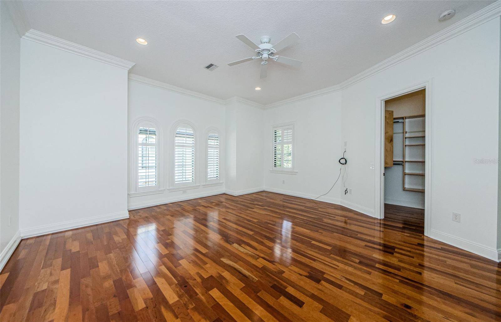 Image 23 of 38 For 3810 Villas Del Sol Court