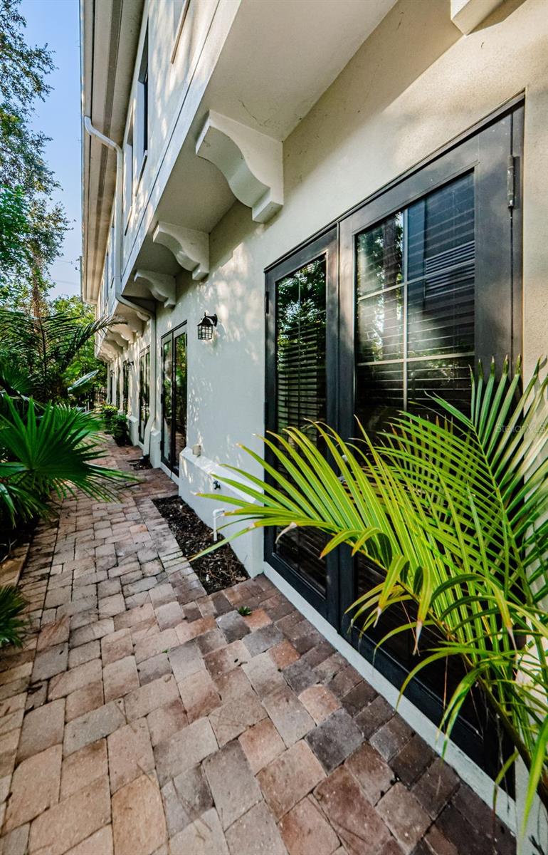 Image 37 of 38 For 3810 Villas Del Sol Court