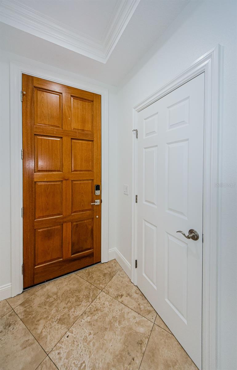 Image 6 of 38 For 3810 Villas Del Sol Court