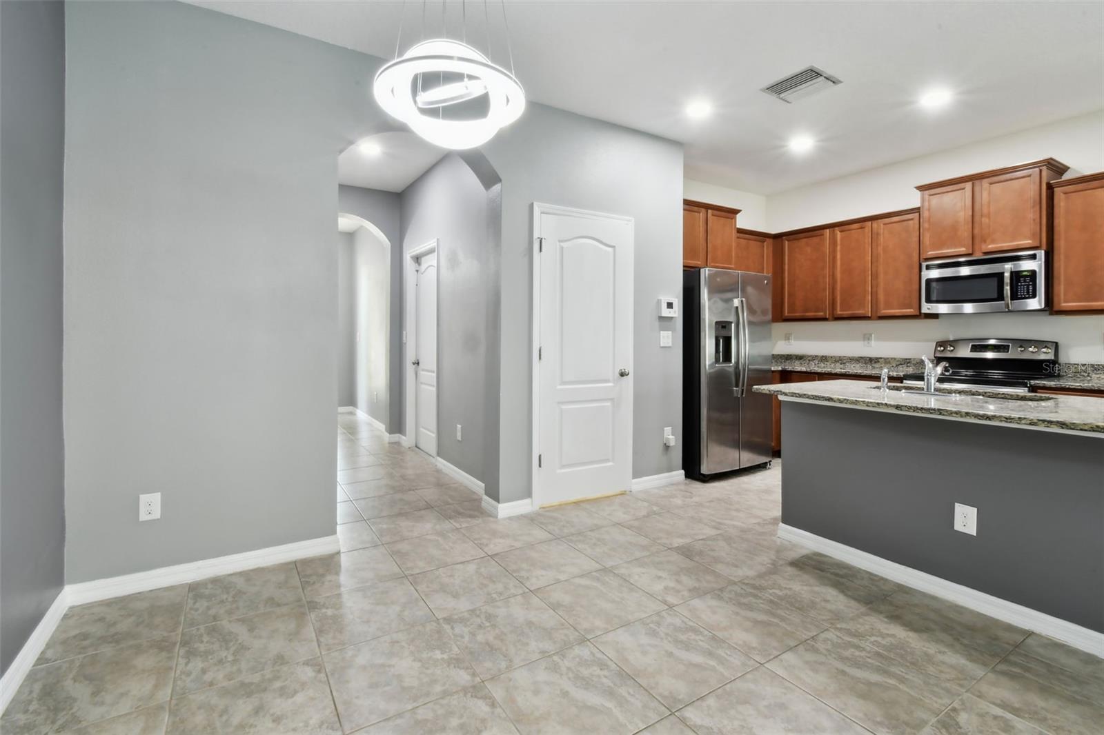 Image 9 of 64 For 10409 Orchid Mist Court