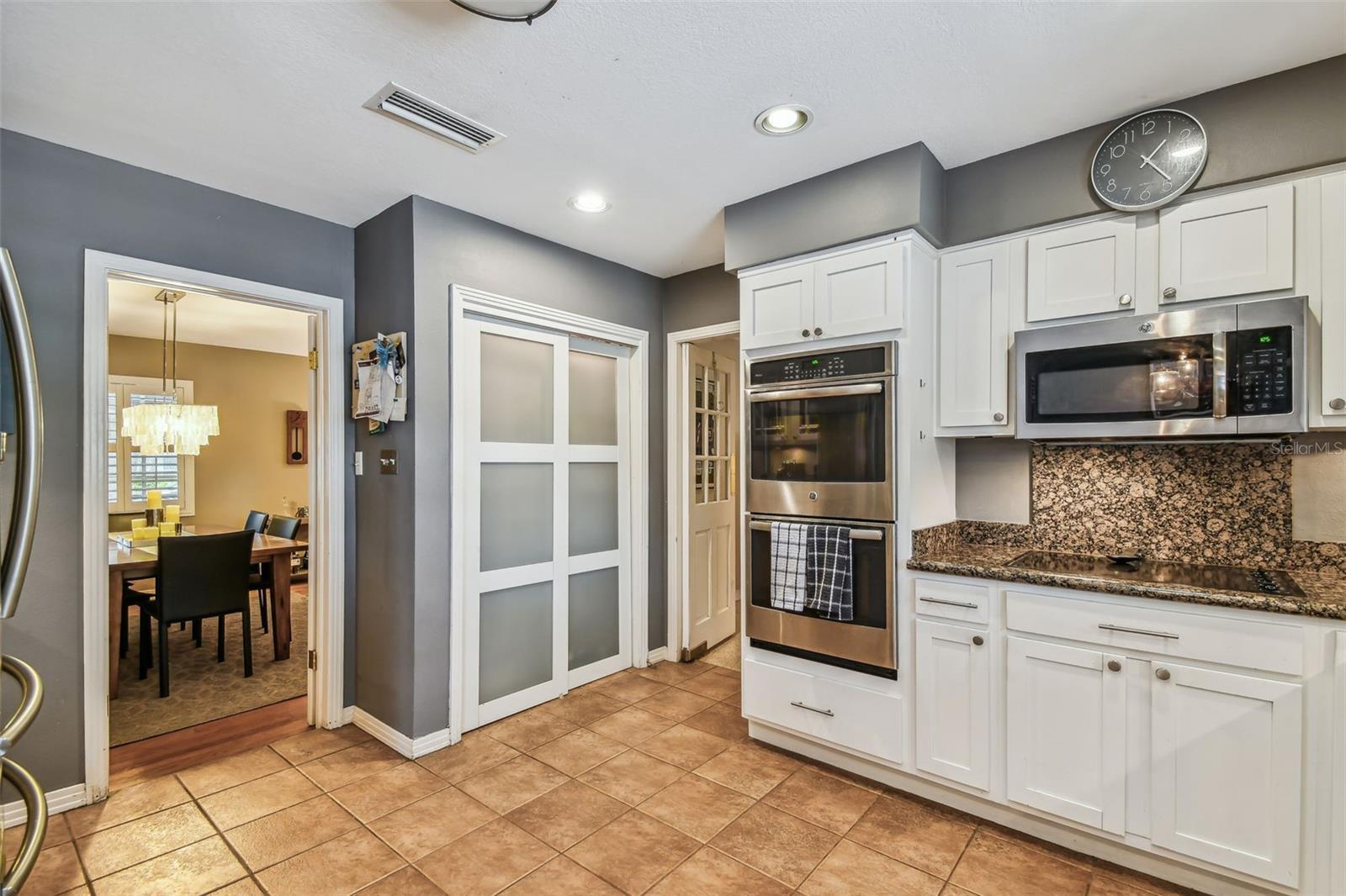 Image 15 of 44 For 563 Madeira Avenue