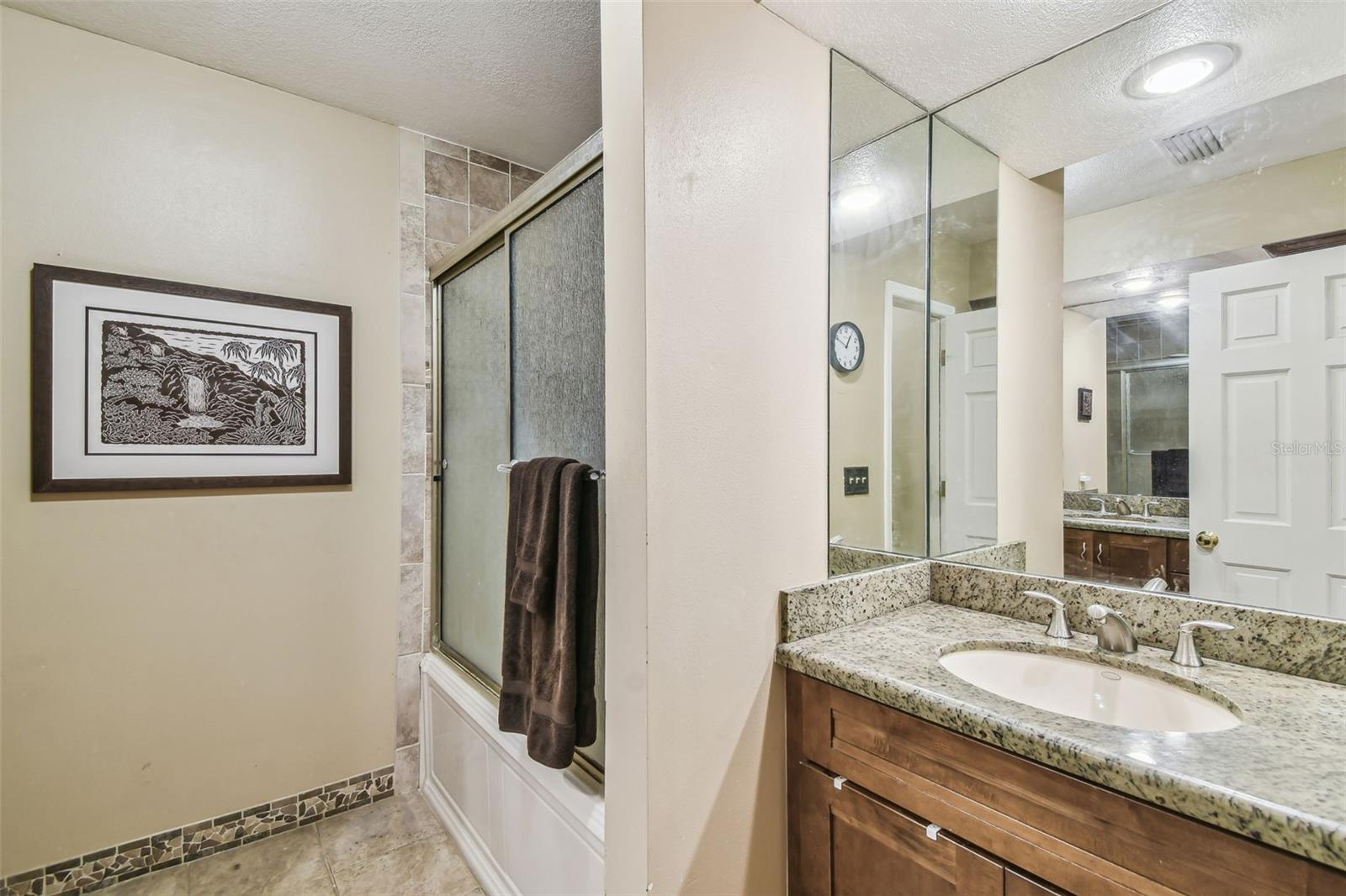 Image 30 of 44 For 563 Madeira Avenue